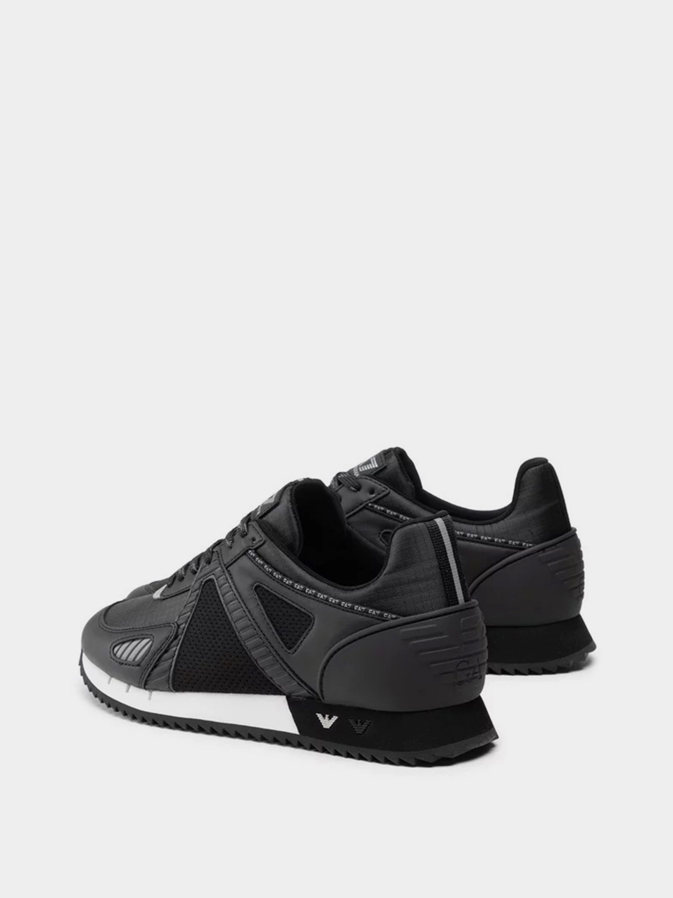 Кросівки повсякденні EA7 модель X8X076-XK220-N629 Кросівки повсякденні EA7 модель X8X076-XK220-N629 Фото