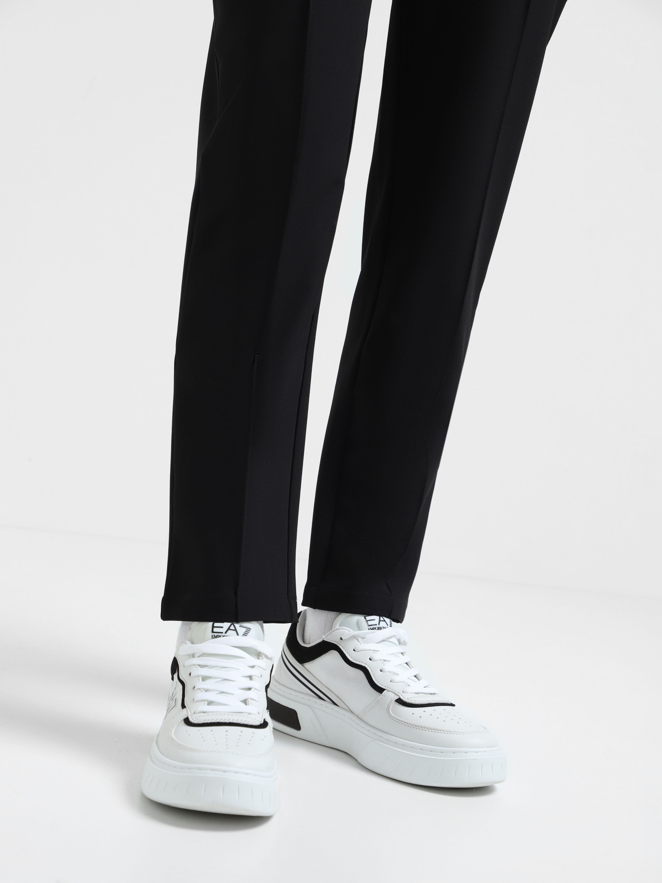 Кросівки повсякденні EA7 модель X8X173-XK374-U026 Кросівки повсякденні EA7 модель X8X173-XK374-U026 Фото