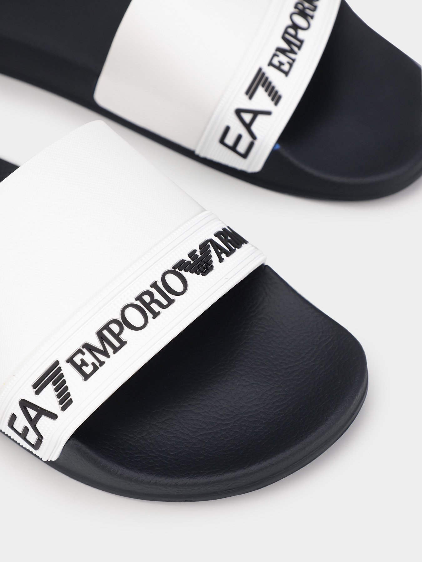 Шльопанці EA7 Модель XCP011-XK277-N527 Фото