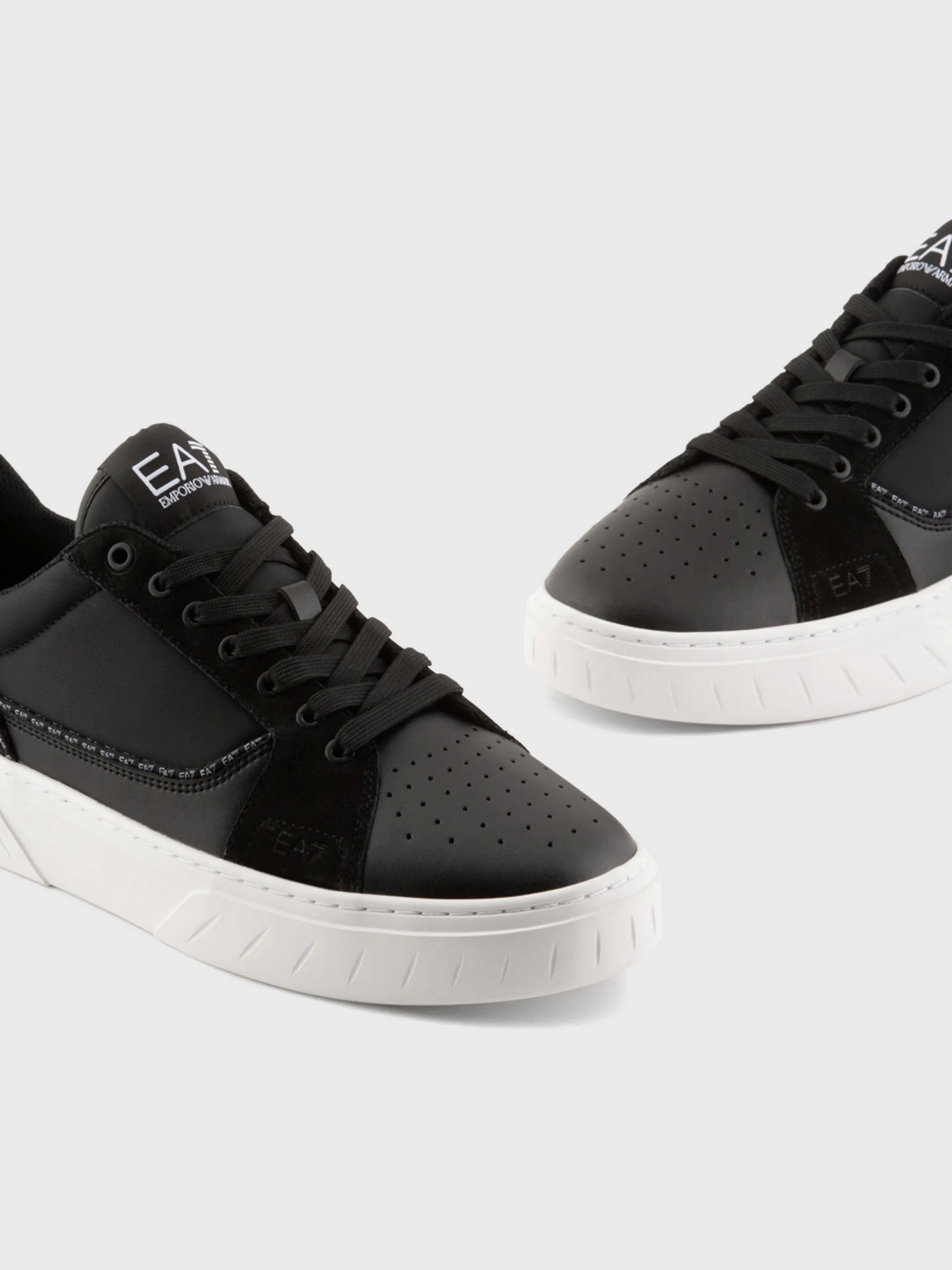 Кроссовки EA7 модель X8X144-XK335-K485 Фото