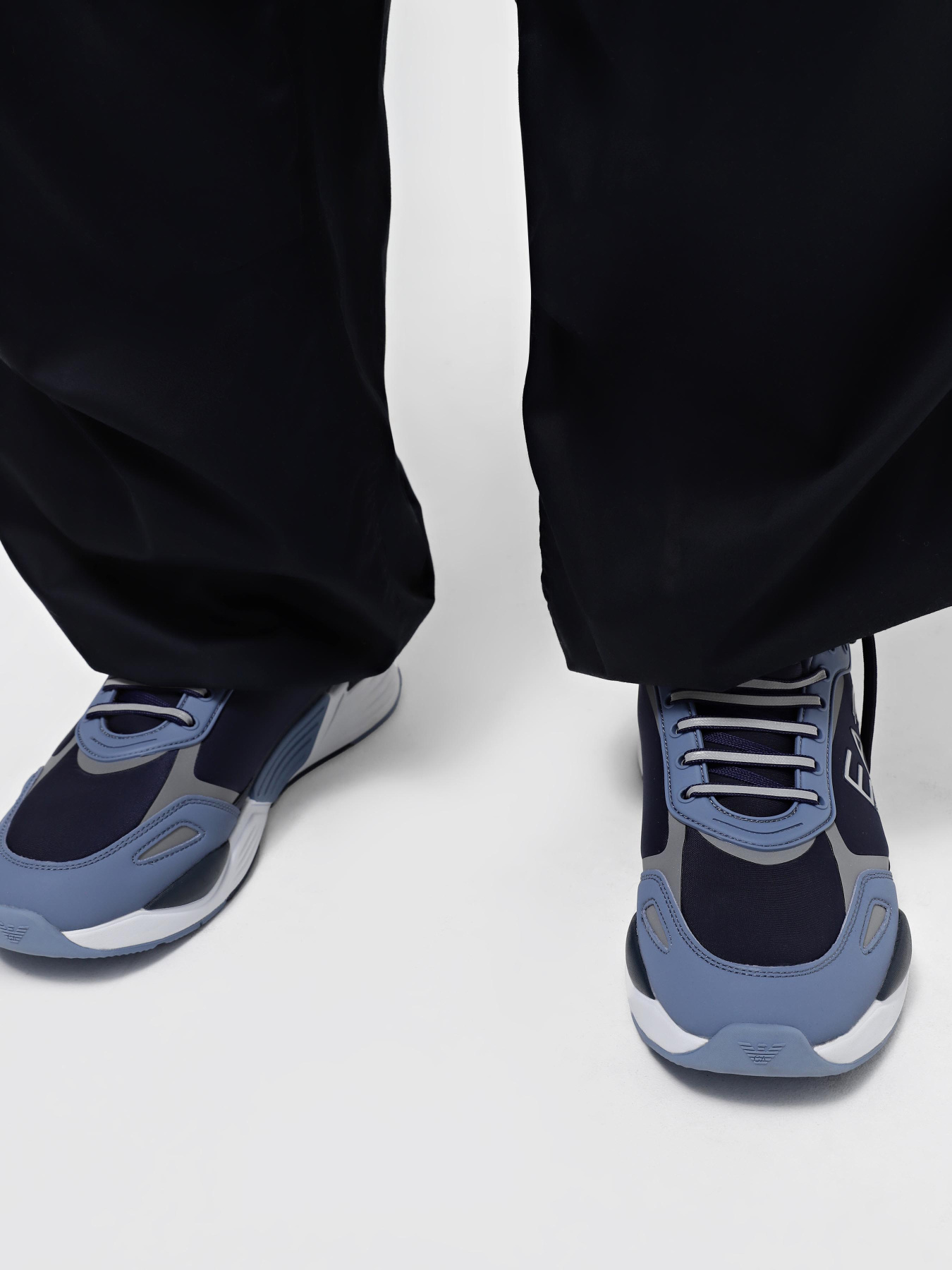 Кросівки повсякденні EA7 модель X8X159-XK364-S988 Фото