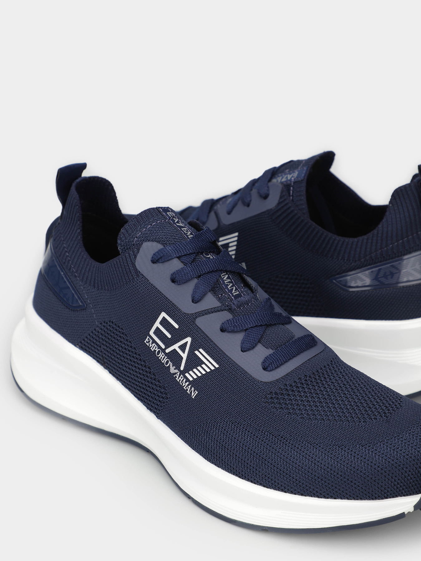 Кросівки повсякденні EA7 модель X8X149-XK349-R649 Кросівки повсякденні EA7 модель X8X149-XK349-R649 Фото