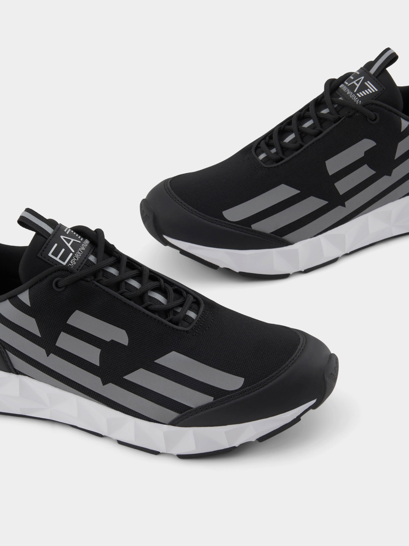 Кросівки повсякденні EA7 модель X8X217-XK433-N763 Фото