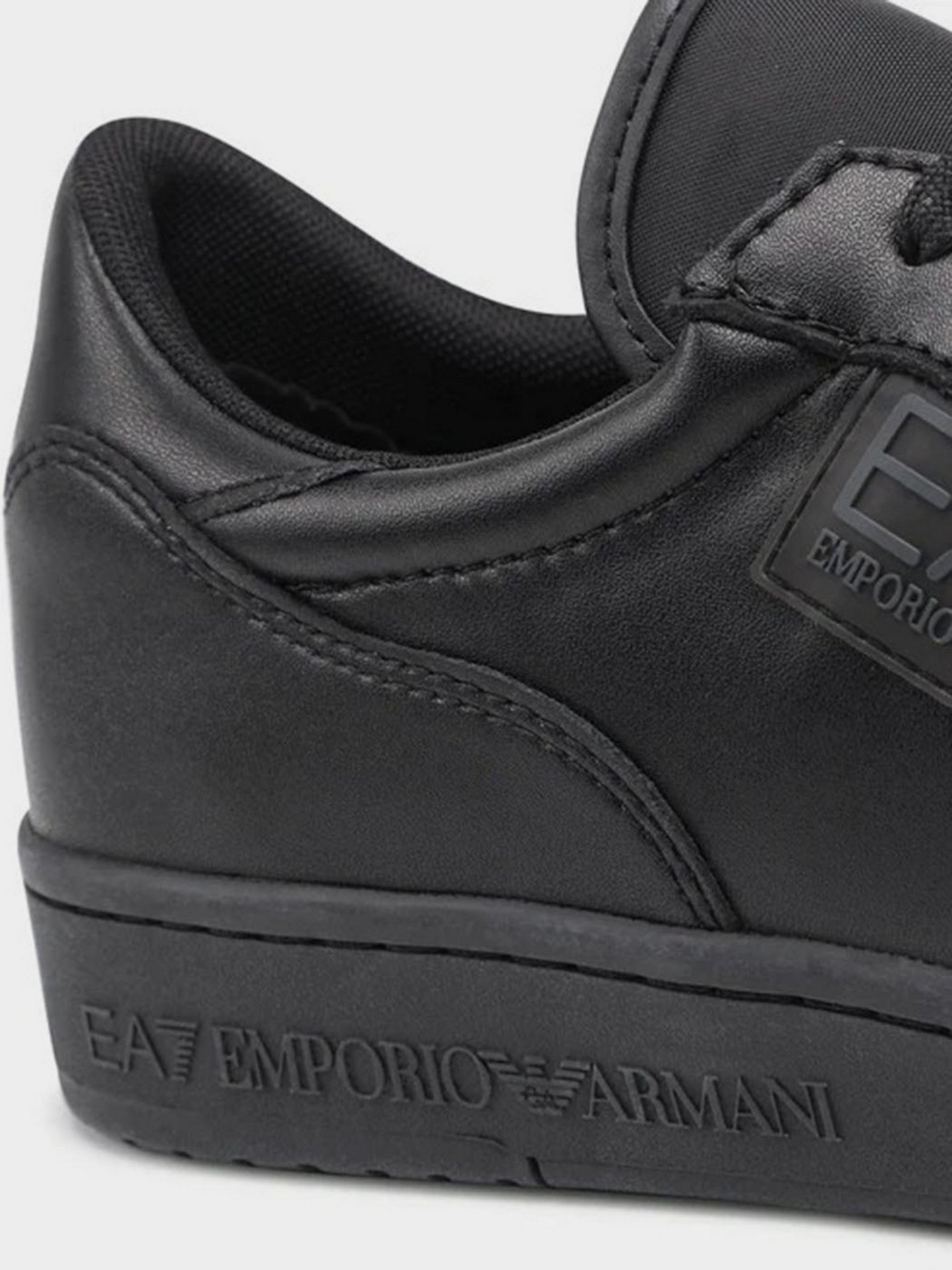 Кросівки повсякденні EA7 модель X8X086-XK221-R926 Фото