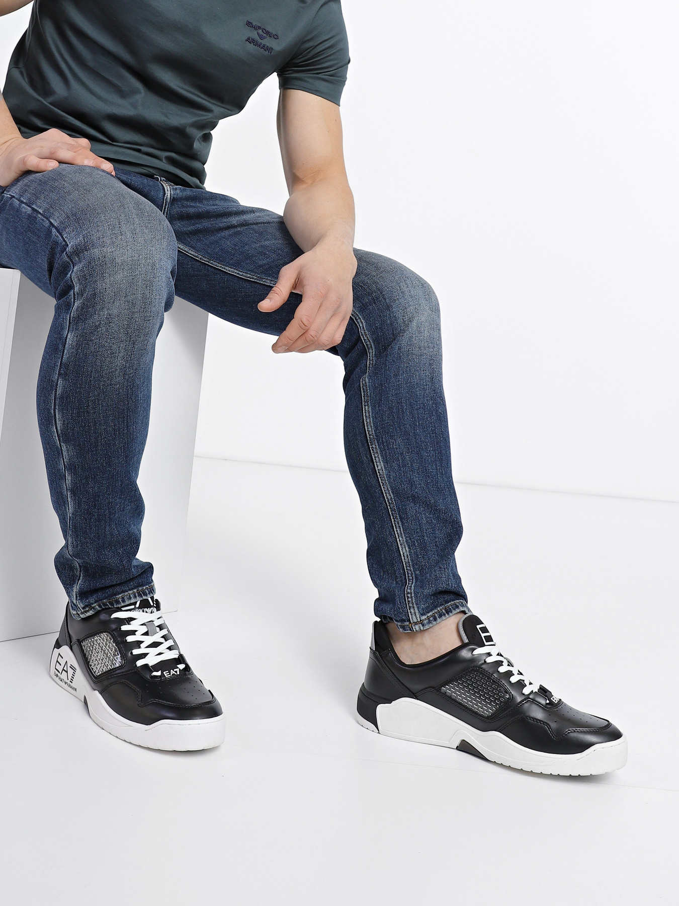 Кросівки повсякденні EA7 модель X8X131-XK311-A120 Фото