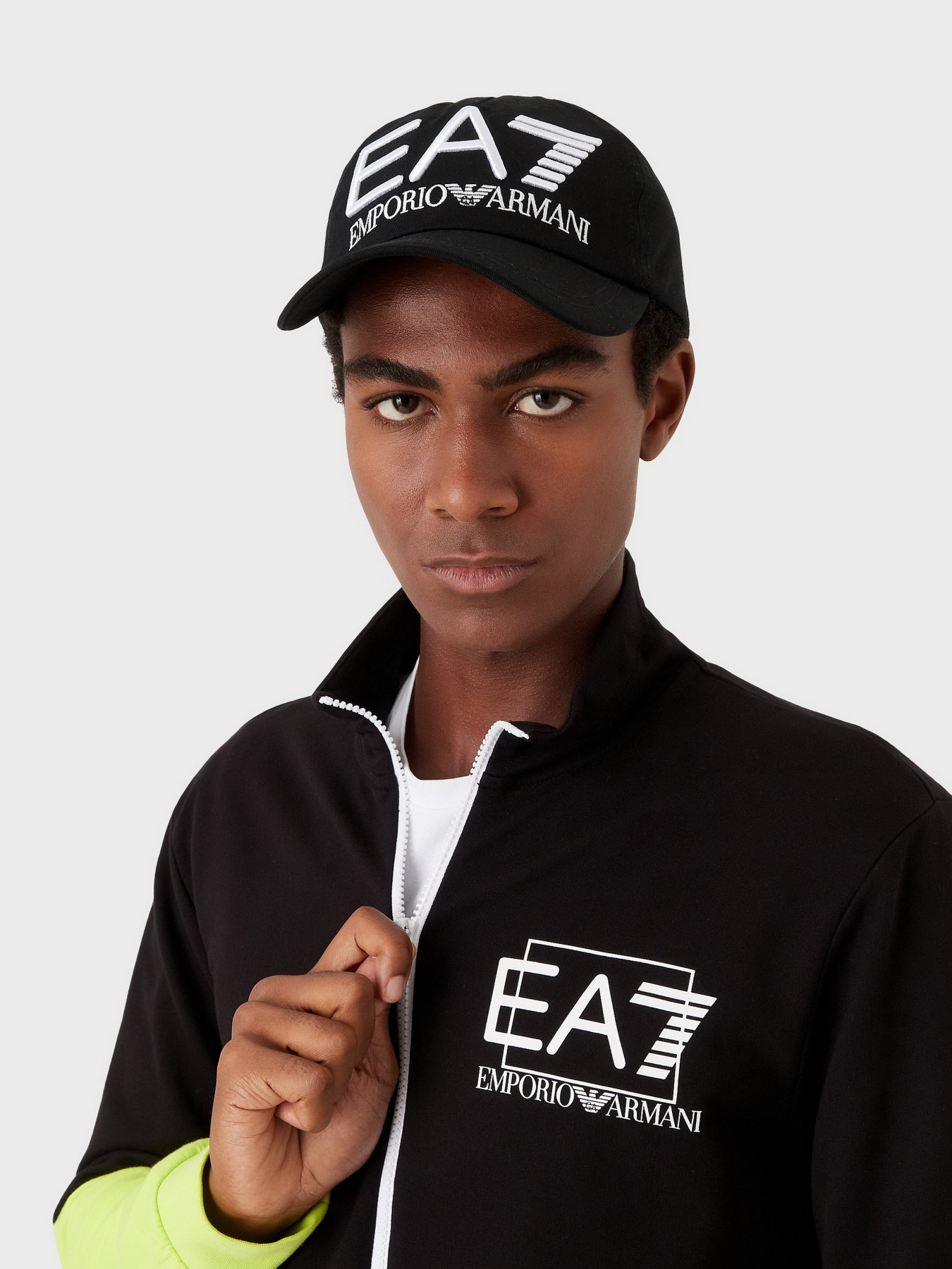 Кепка EA7 модель 245091-CC980-28221 Фото