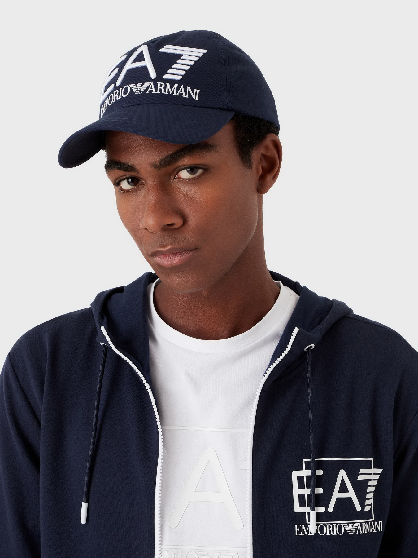 Кепка EA7 модель 245091-CC980-55336 Фото