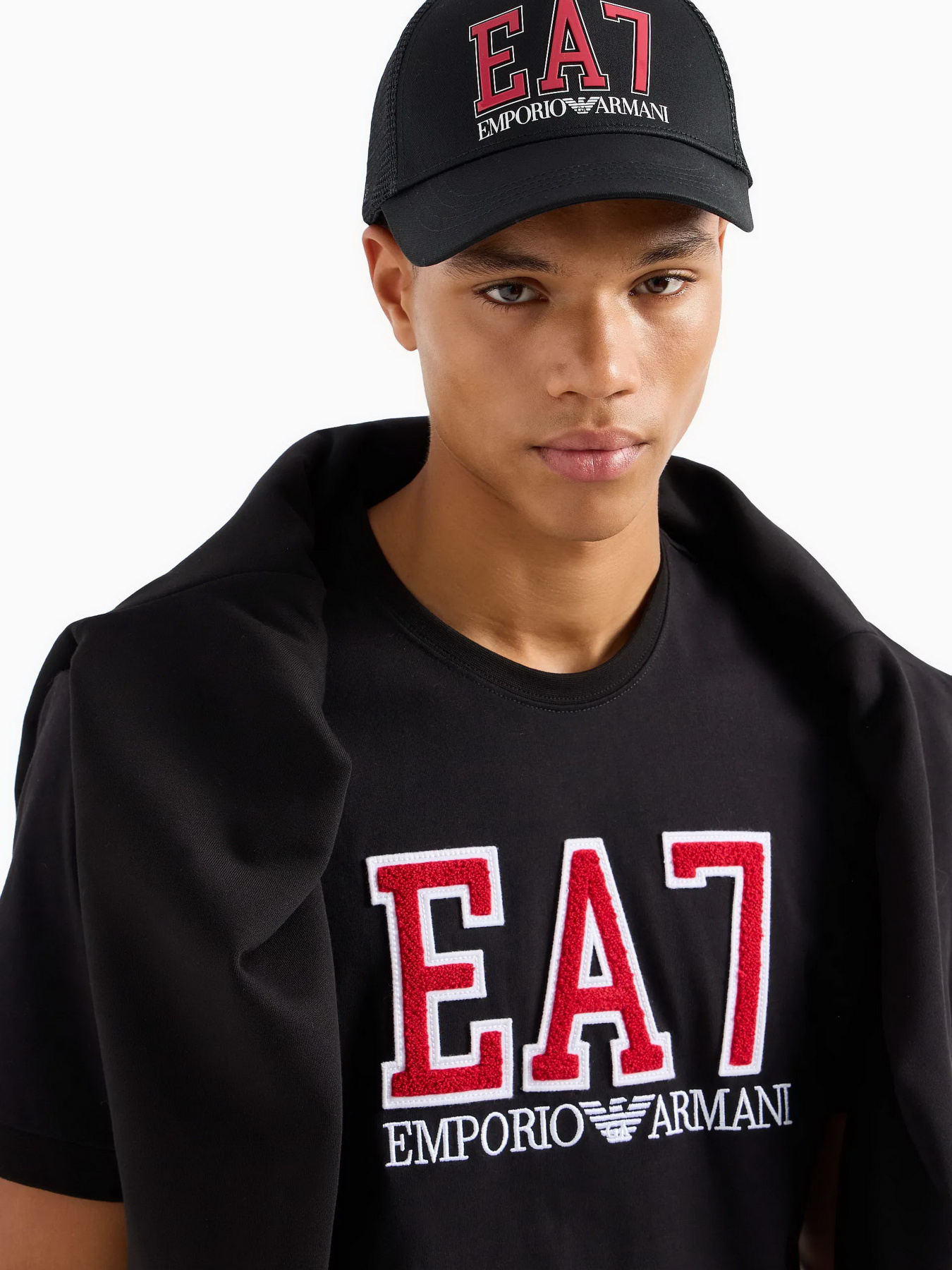 Кепка EA7 University squad модель 270221-3F103-00020 Фото