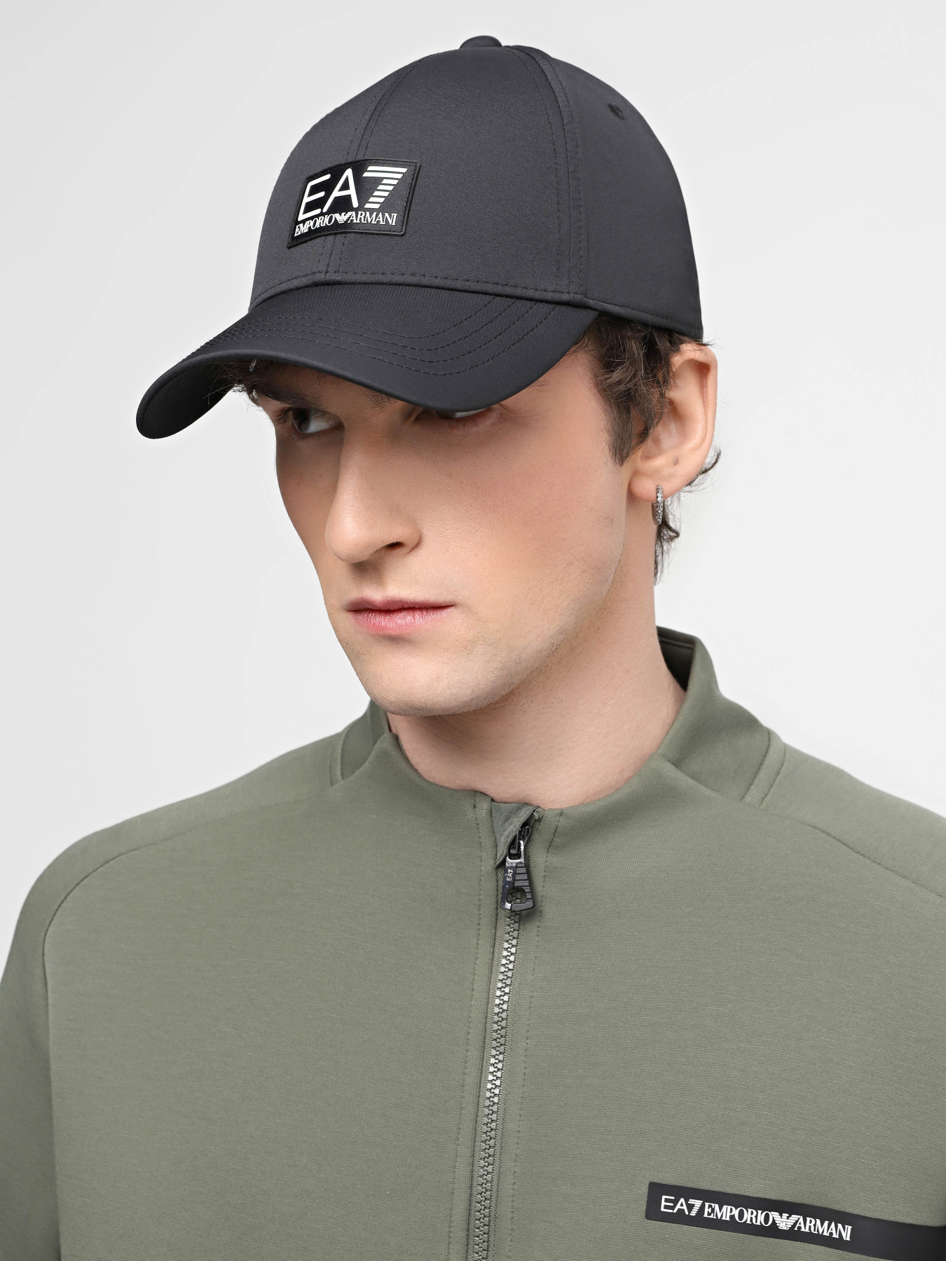 Кепка EA7 модель 240140-4R100-00020 Фото