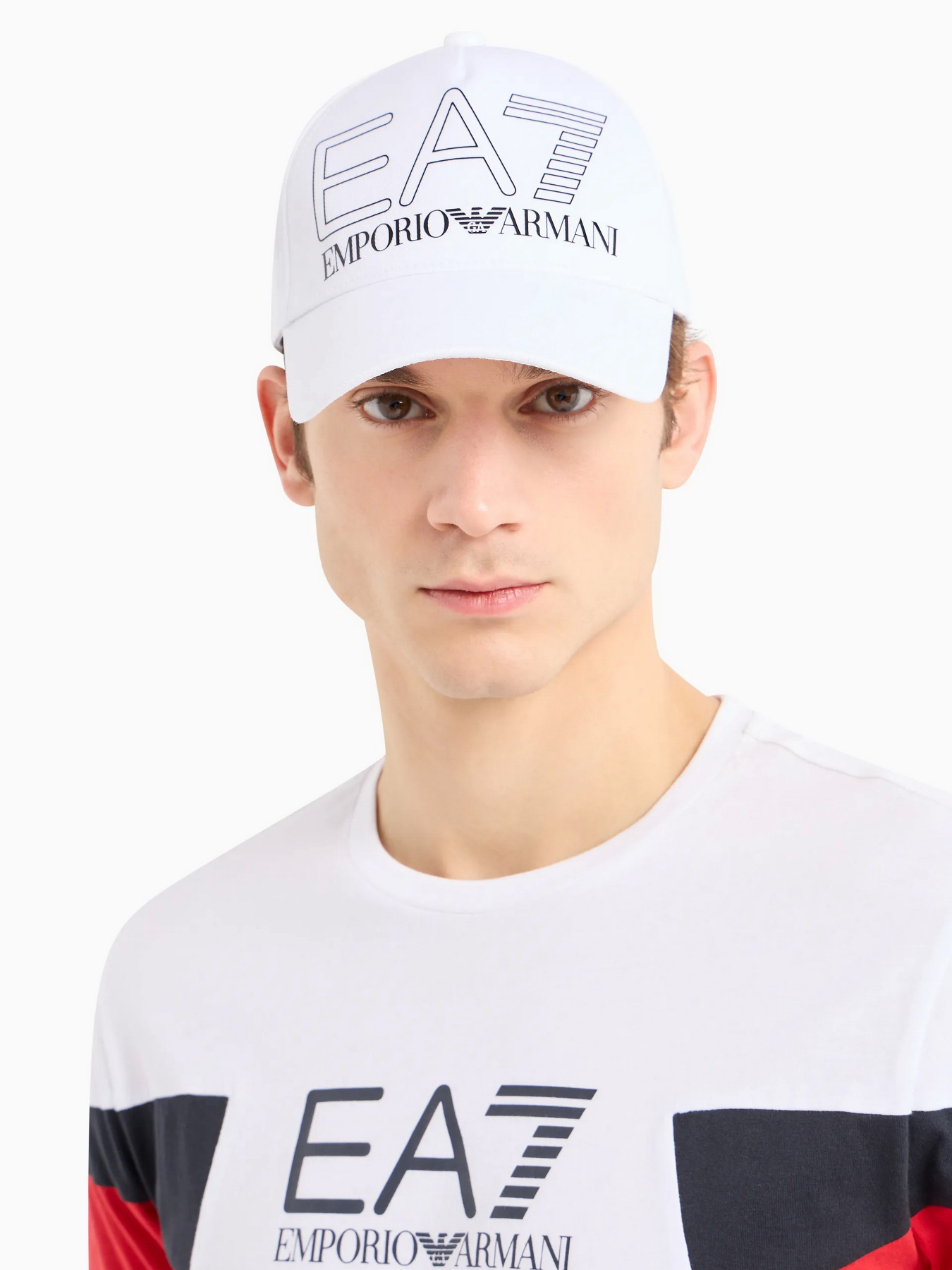 Кепка EA7 модель 240142-4R102-54510 Кепка EA7 модель 240142-4R102-54510 Фото