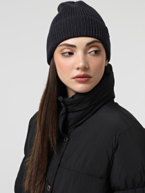 Шапка EA7 модель 7X000312-AF18469-UB102 Шапка EA7 модель 7X000312-AF18469-UB102 Фото