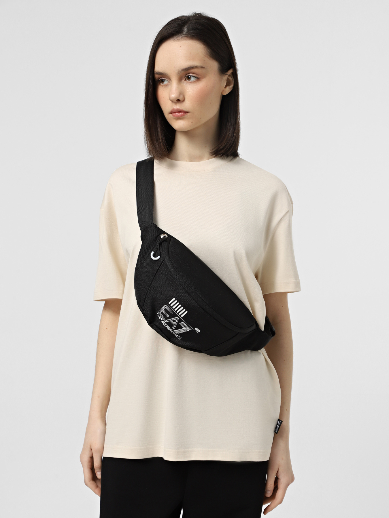 Поясная сумка EA7 Core модель 245079-CC940-02021 Фото