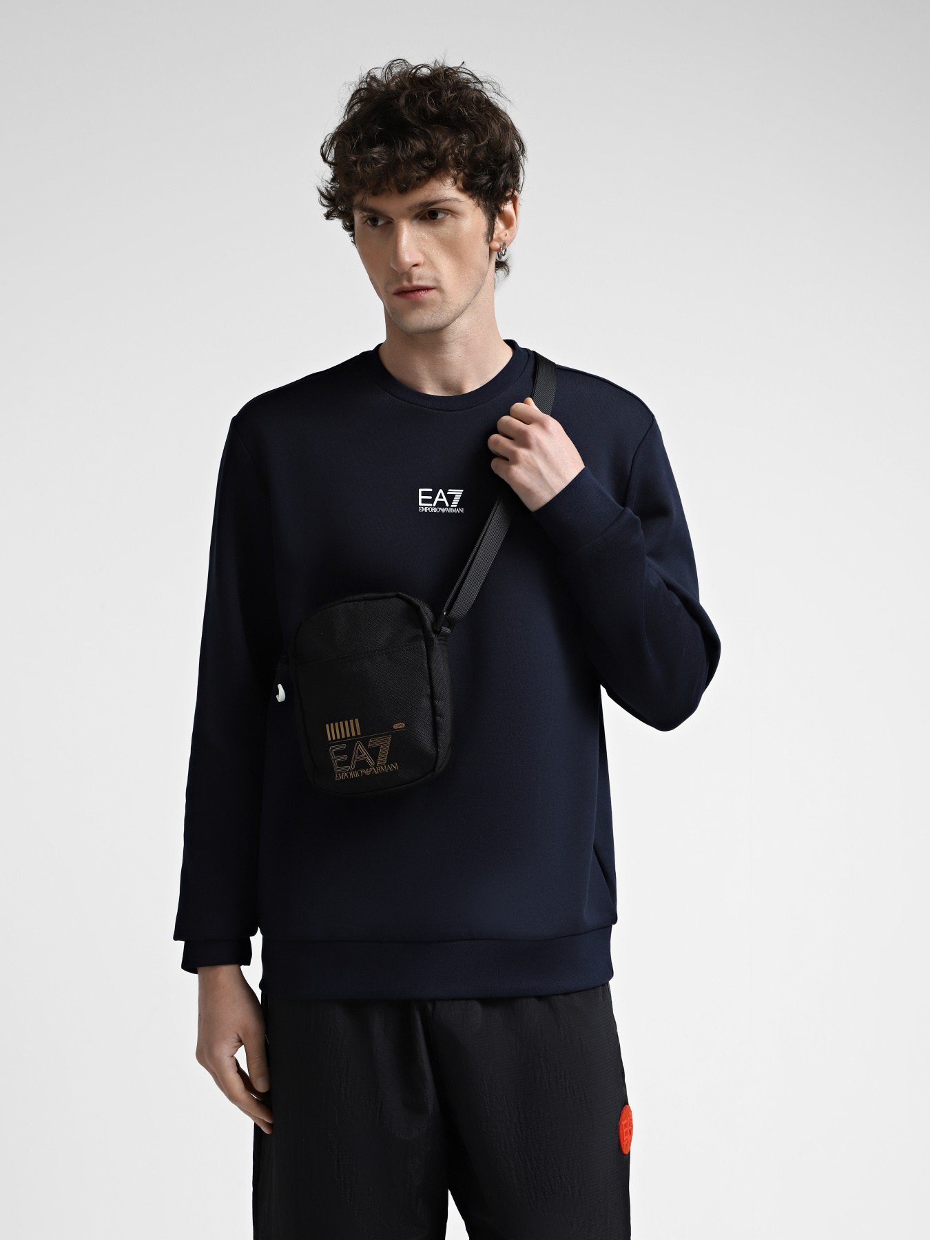 Мессенджер EA7 модель 245086-CC940-26121 Фото