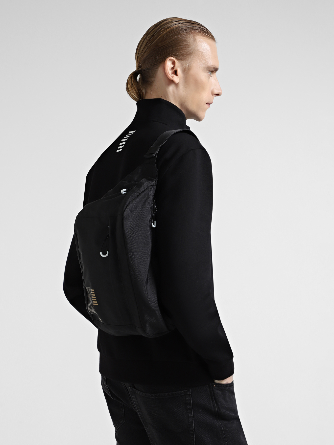 Поясна сумка EA7 модель 245084-CC940-26121 Фото