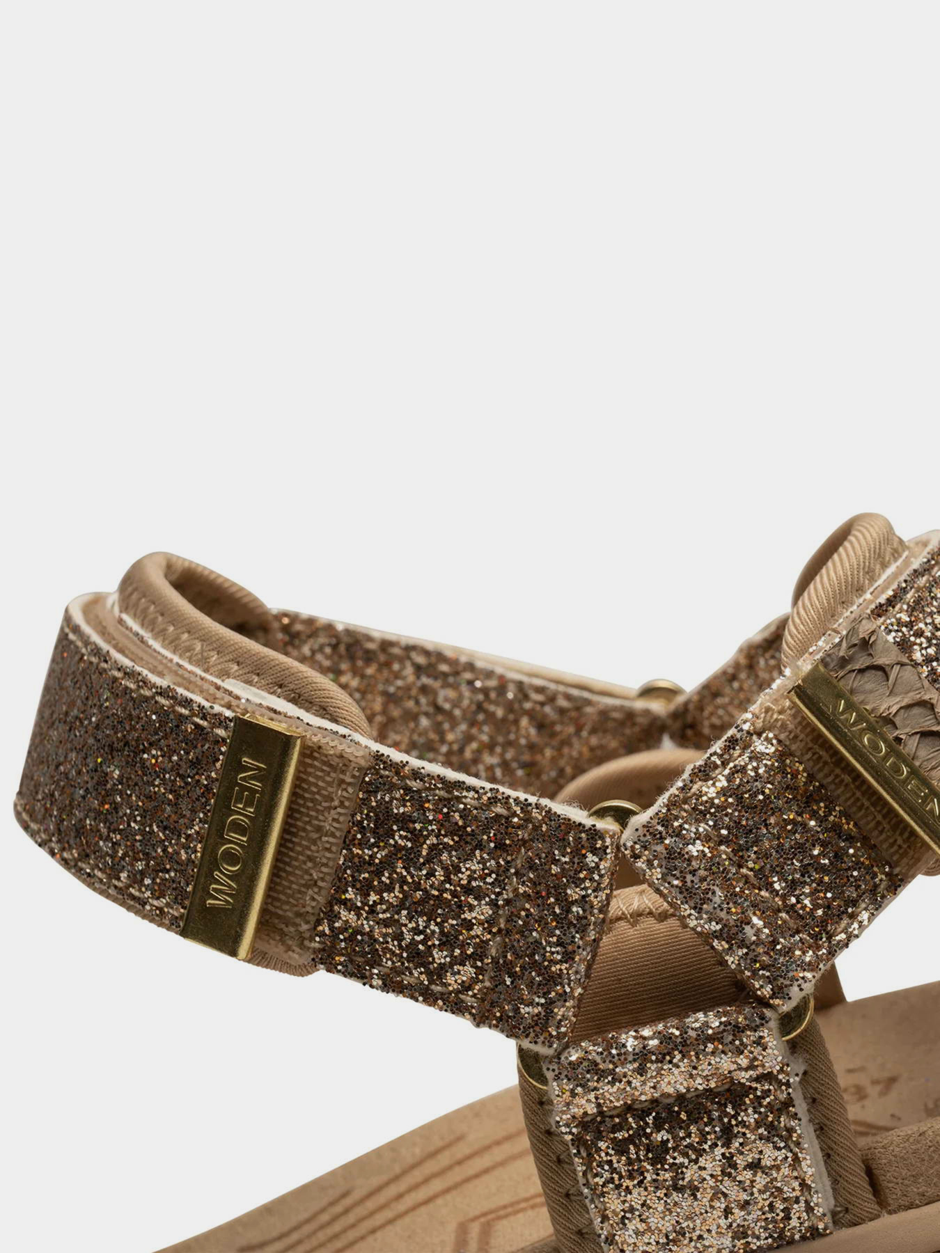 Сандалії Woden LINE GLITTER модель WL934-852 Сандалії Woden LINE GLITTER модель WL934-852 Фото