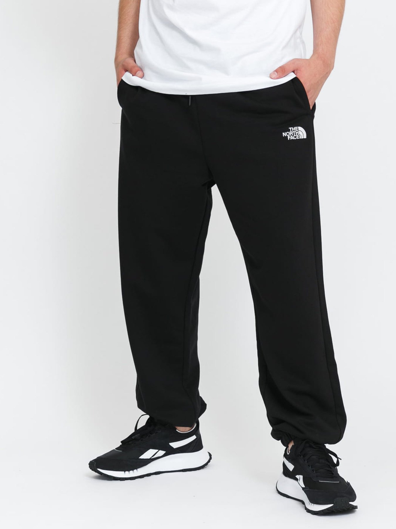 Штаны спортивные The North Face Over Es Jogger модель NF0A5IIFJK31 Фото