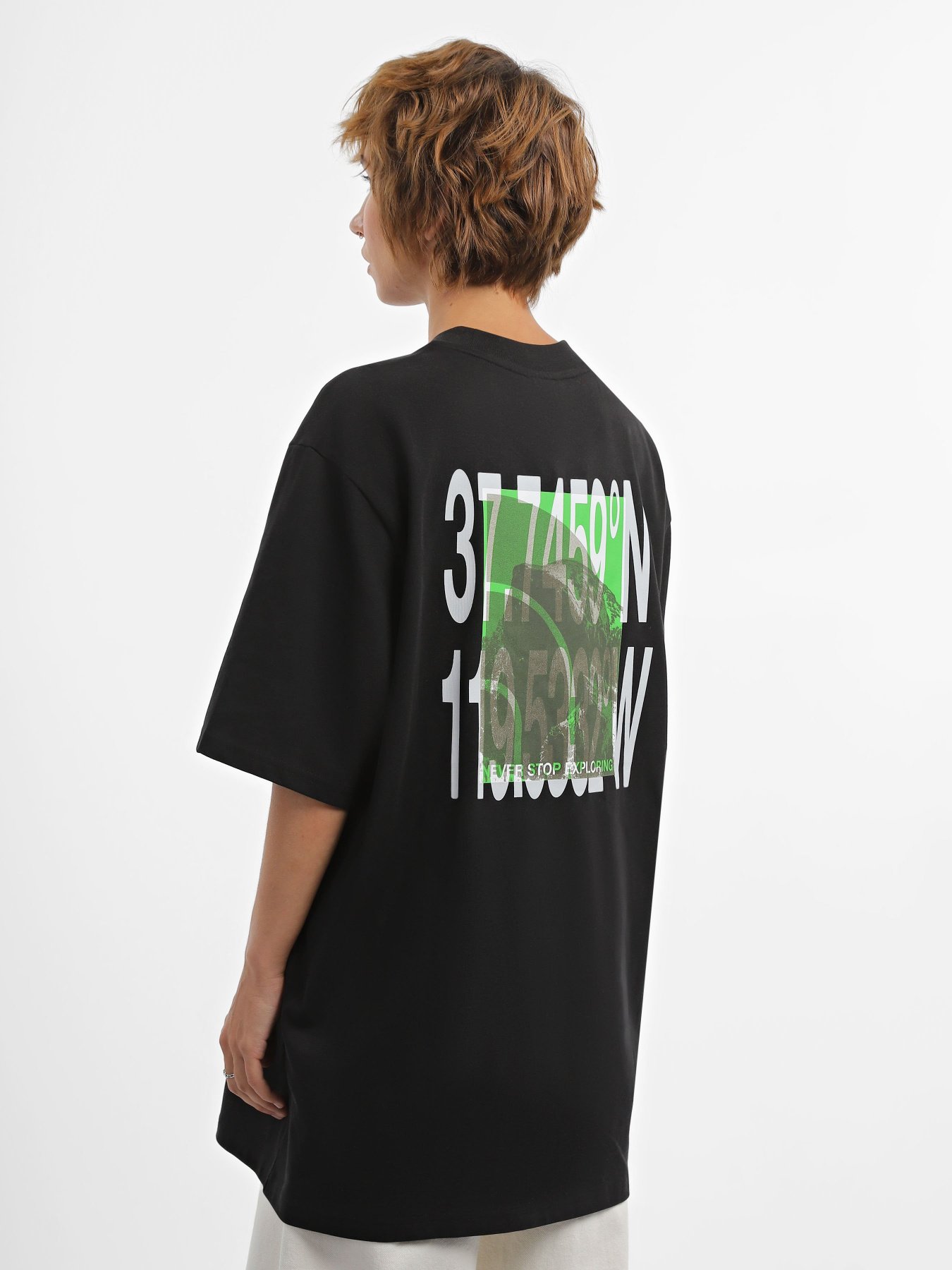 Футболка The North Face Graphic Box Fit модель NF0A8535JK31 Фото