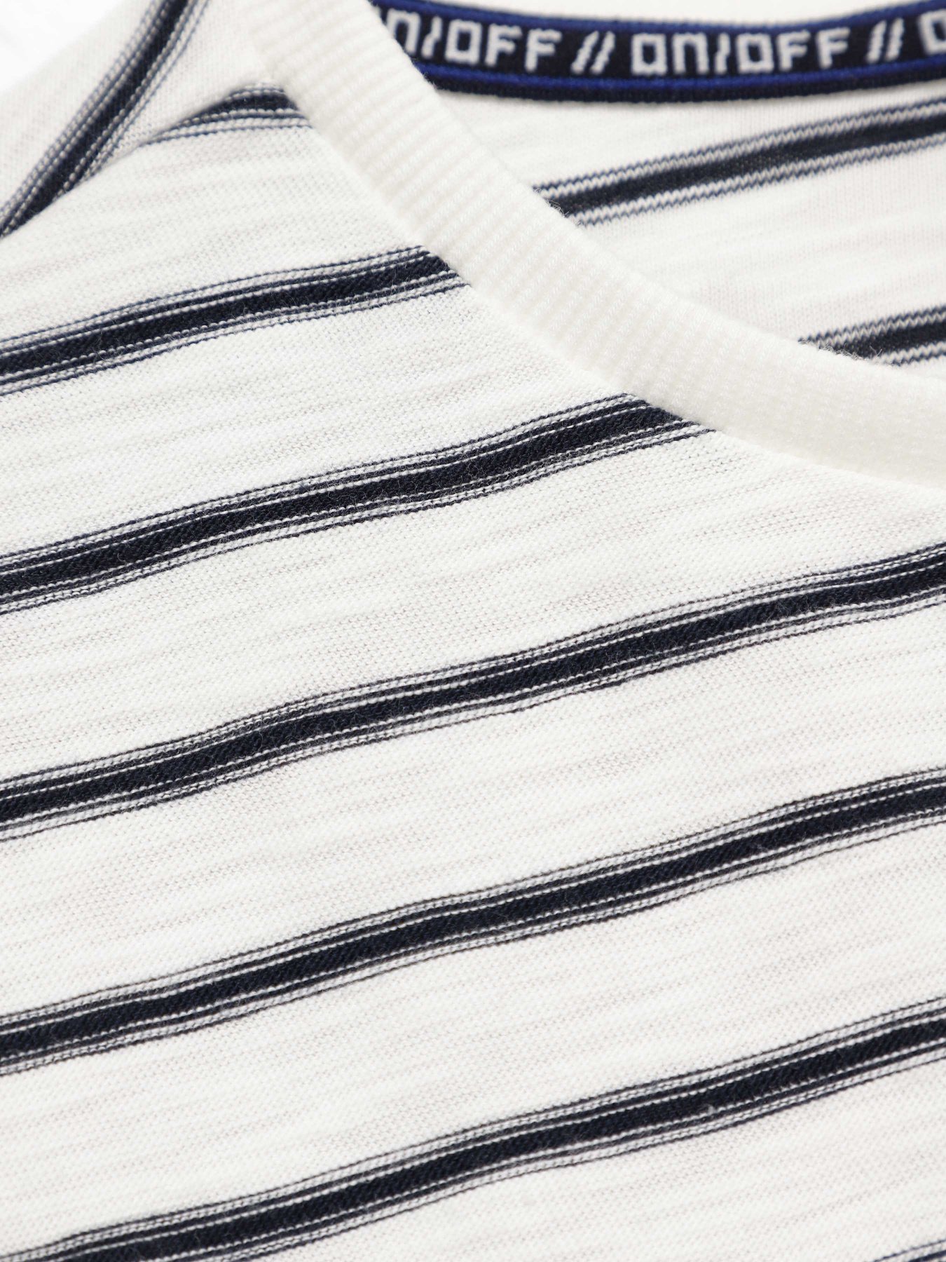 Лонгслів S.Oliver модель 610083123711_білий з т синім Фото