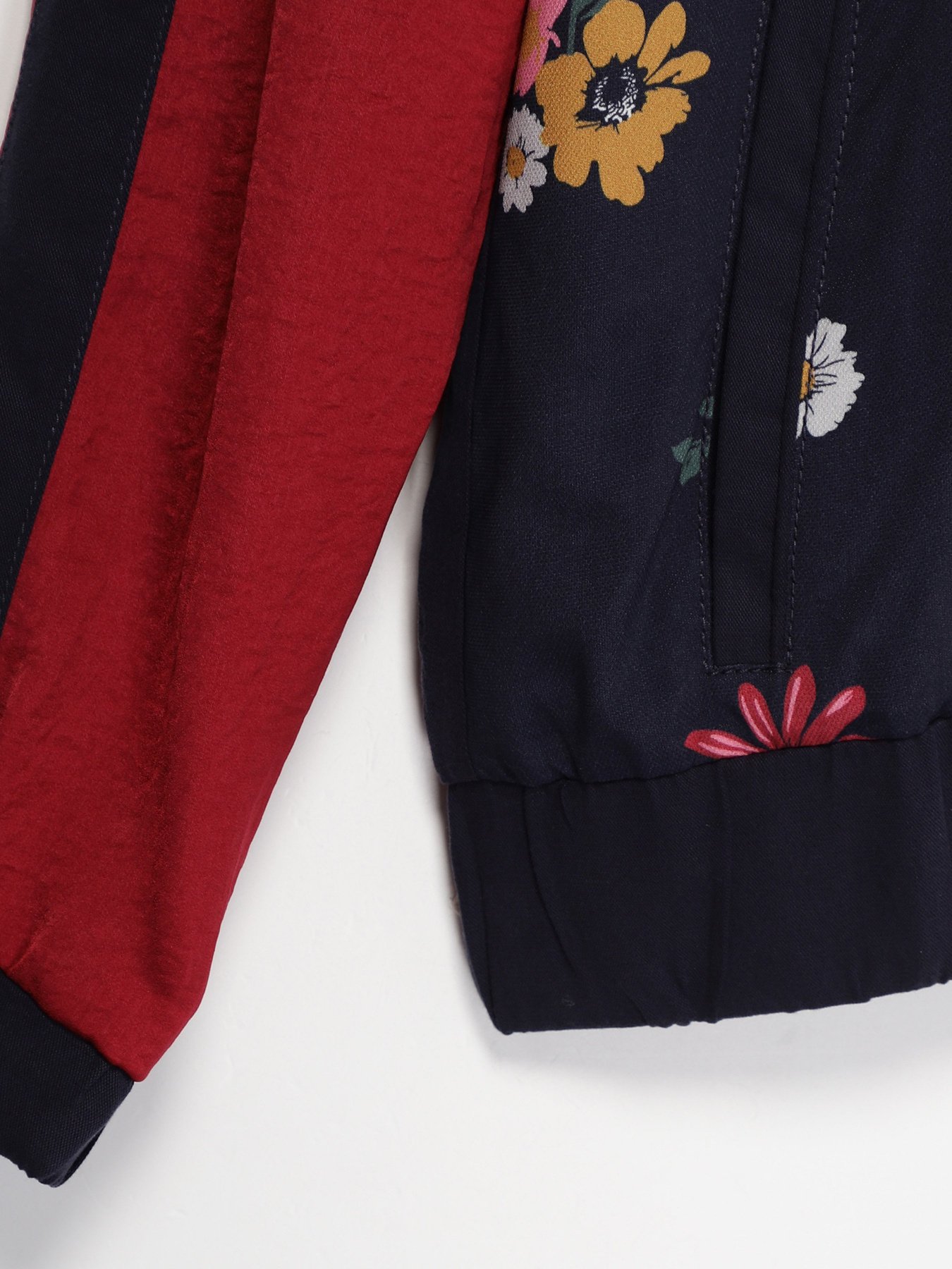 Демісезонна куртка S.Oliver модель 09611542913_т.синій комб. Фото