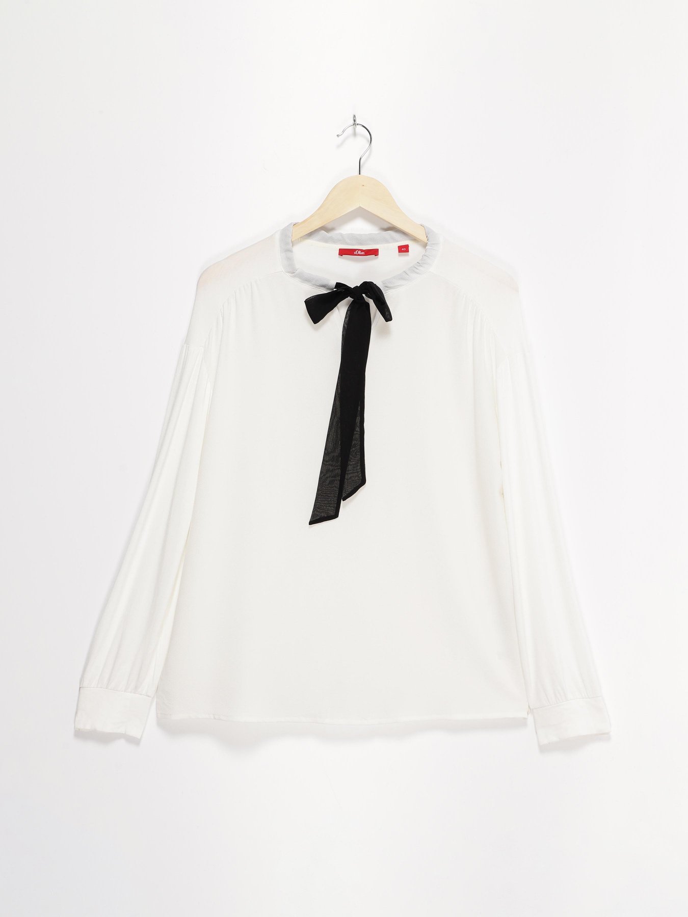 Блуза S.Oliver модель 14811316471_білий з чорним Фото