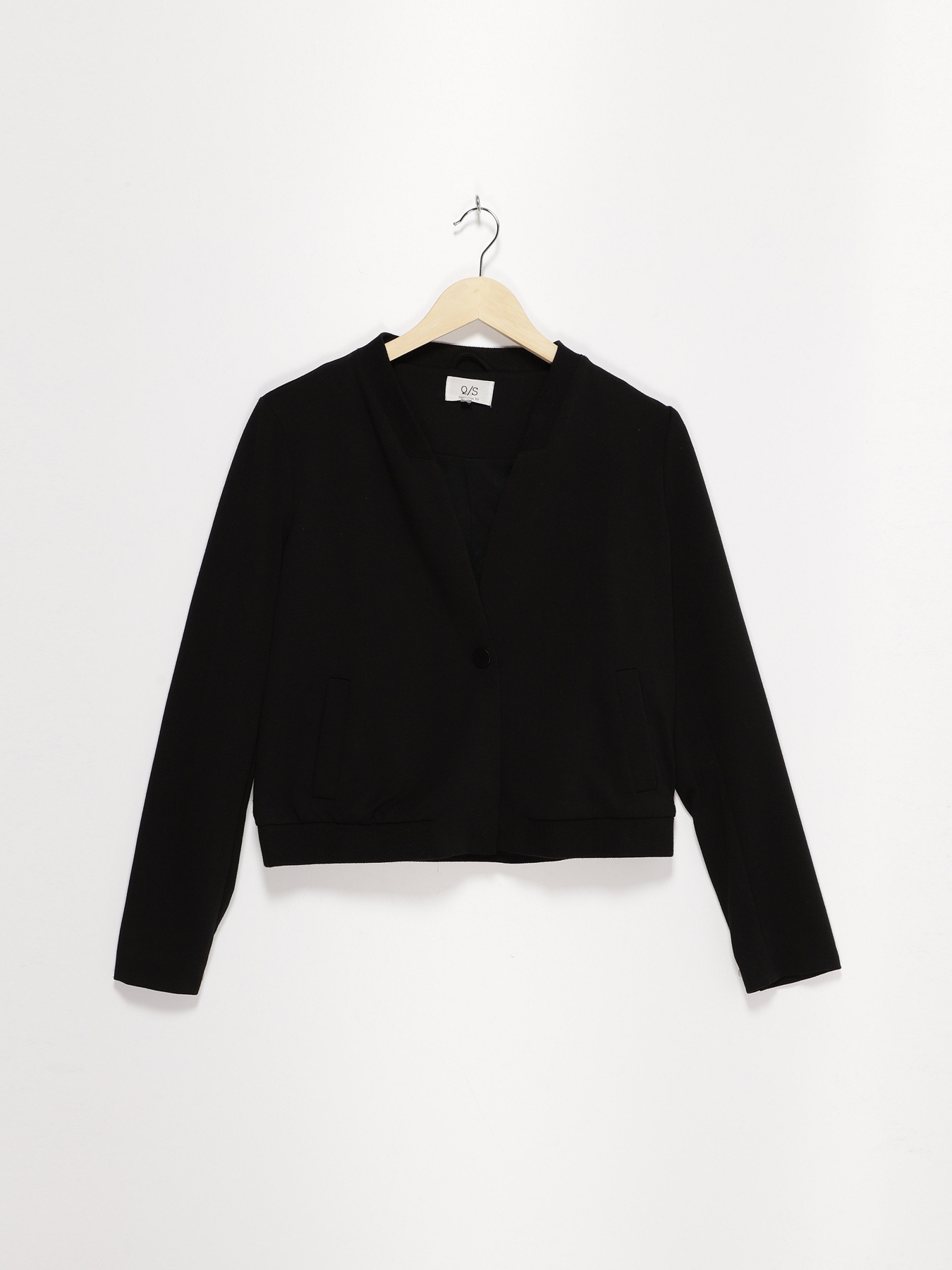 Демисезонная куртка S.Oliver модель 41608548152_чорний Фото