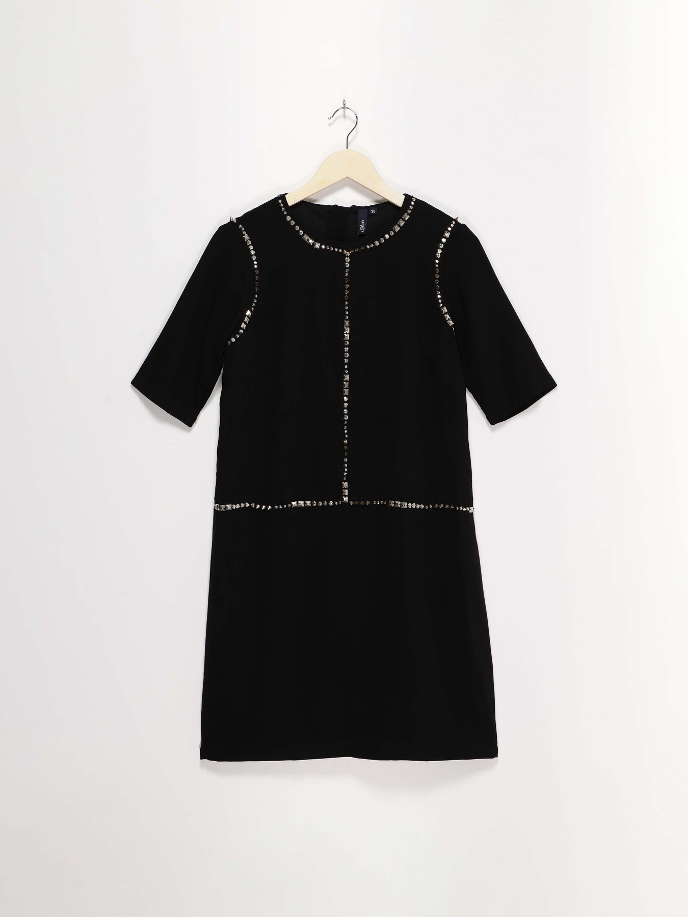 Платье мини S.Oliver модель 49511822215_чорний Фото