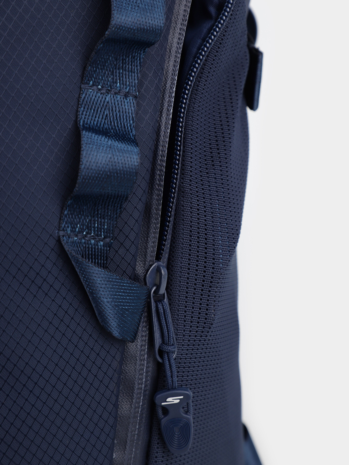 Повсякденний рюкзак Skechers Hikers модель SKSP7785 NVY Повсякденний рюкзак Skechers Hikers модель SKSP7785 NVY Фото
