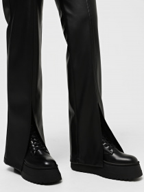 Черевики Steve Madden Polar модель SM11002808 BLK ACTION LEATHER Черевики Steve Madden Polar модель SM11002808 BLK ACTION LEATHER Фото