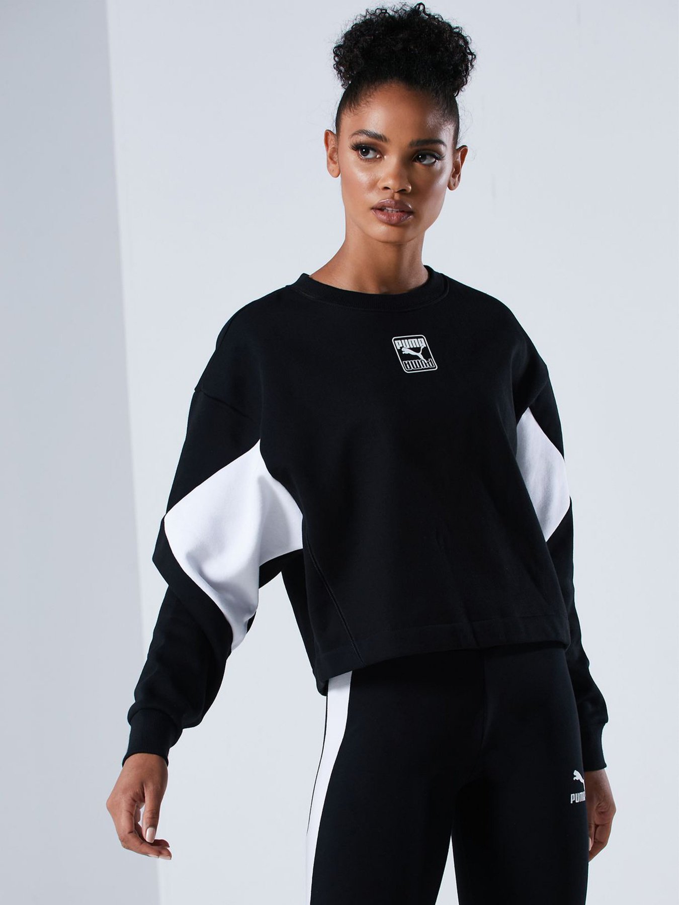 Свитшот PUMA Rebel Crew модель 58356001 Фото