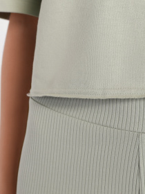 Футболки и поло PUMA Classics Raw Edge Crew модель 53253974 Фото