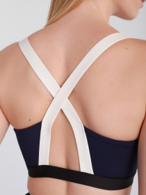 Топ PUMA Forever Luxe Bra модель 52114706 Фото