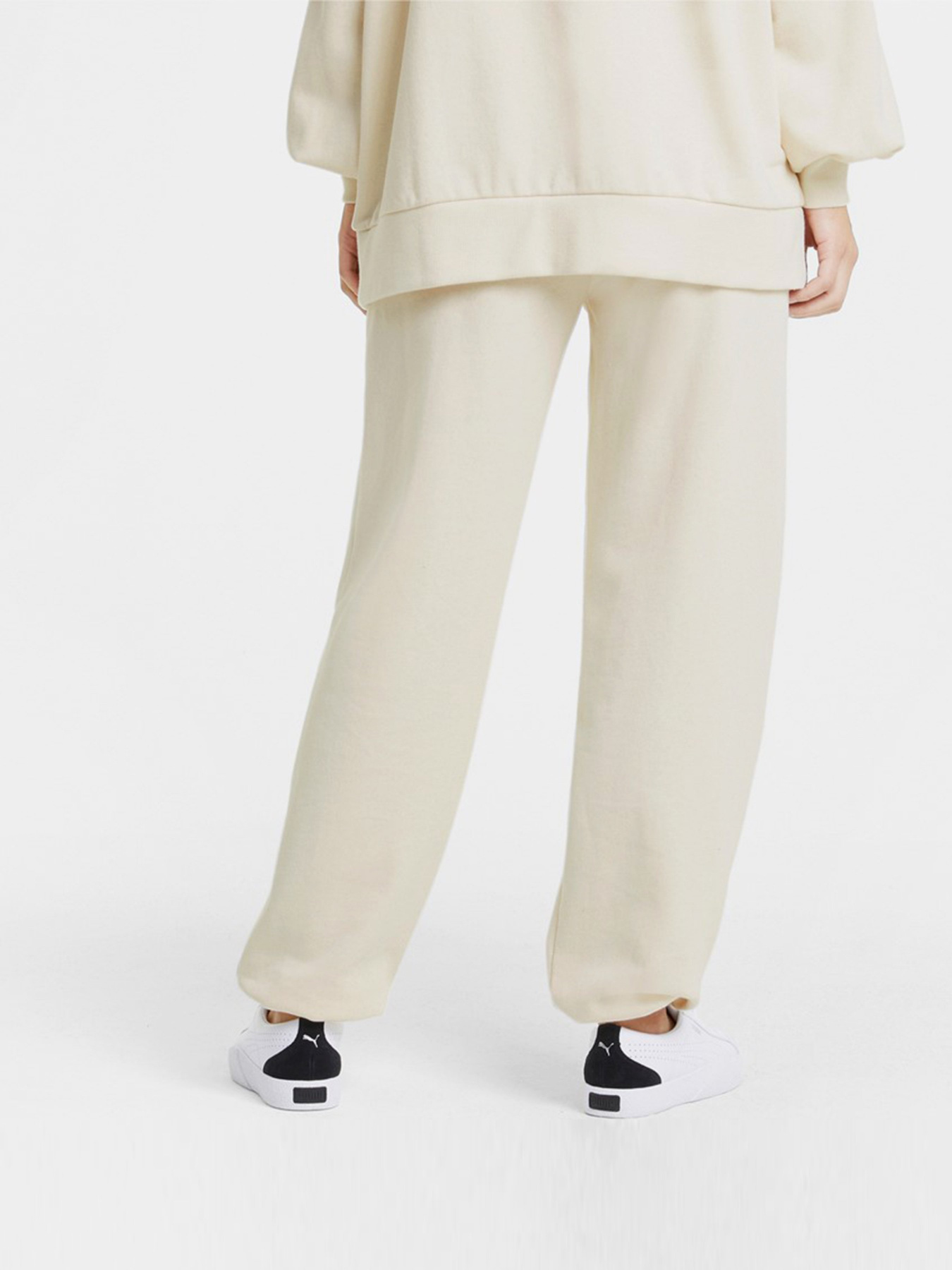 Штаны спортивные PUMA Classics Relaxed модель 53041699 Фото