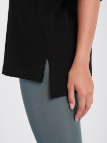 Футболки і поло PUMA Classics модель 53160901 Фото