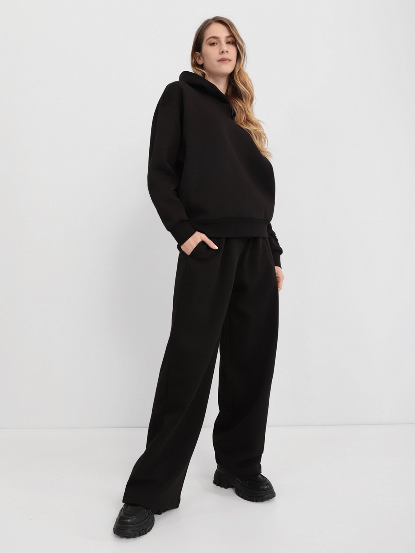 Штаны спортивные PUMA Classics Fashion модель 53429301 Фото