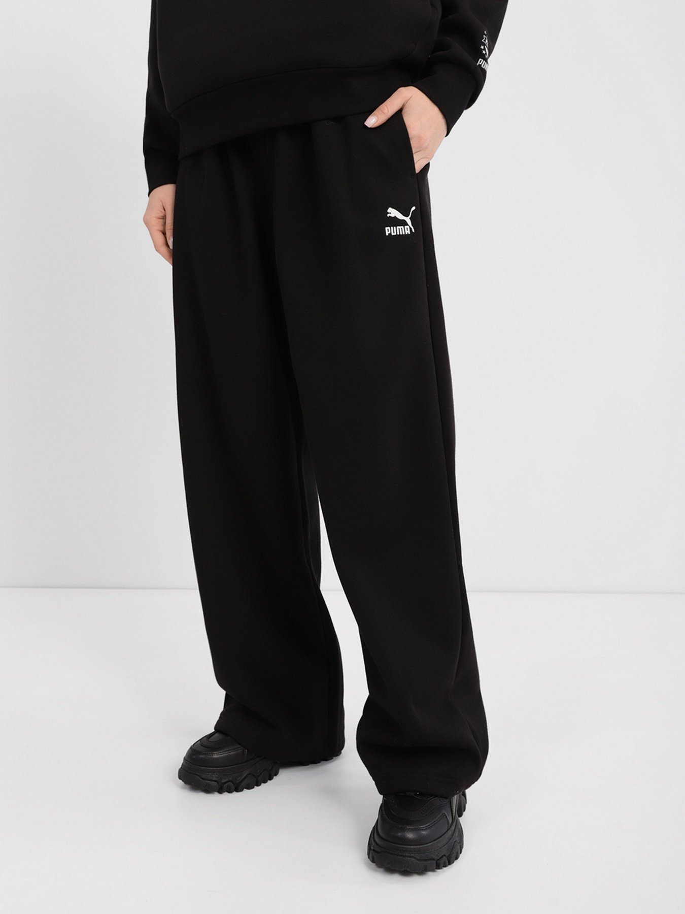 Штаны спортивные PUMA Classics Fashion модель 53429301 Фото