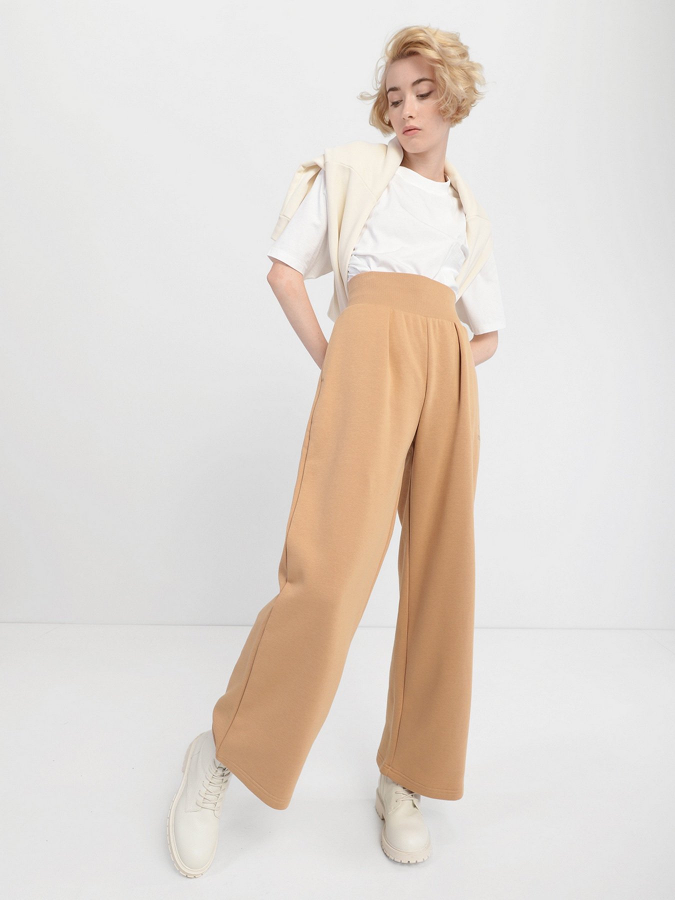 Штаны спортивные PUMA Classics Fashion модель 53429388 Фото