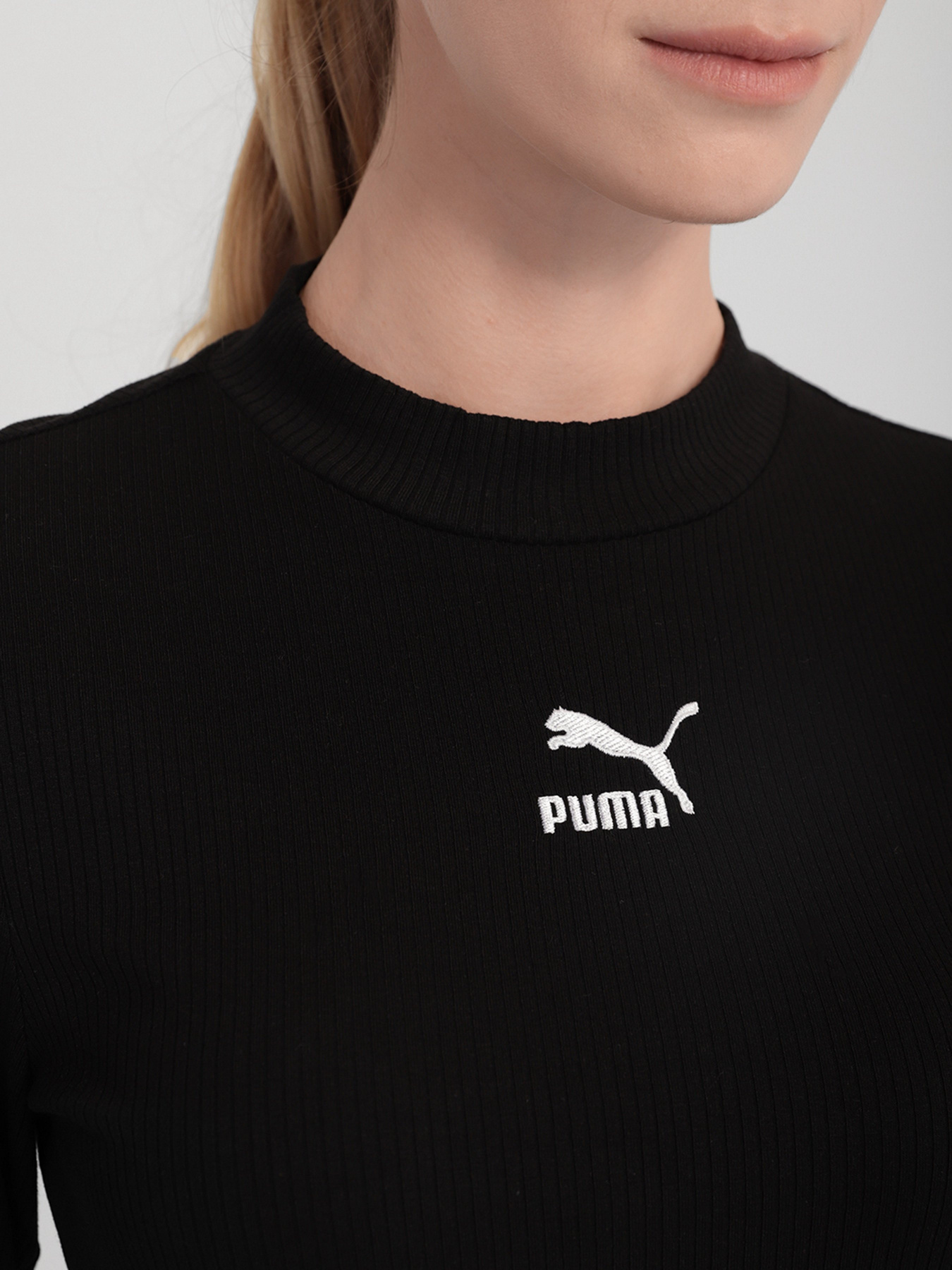 Платье мини PUMA Classics Ribbed LS Dress модель 53430401 Фото