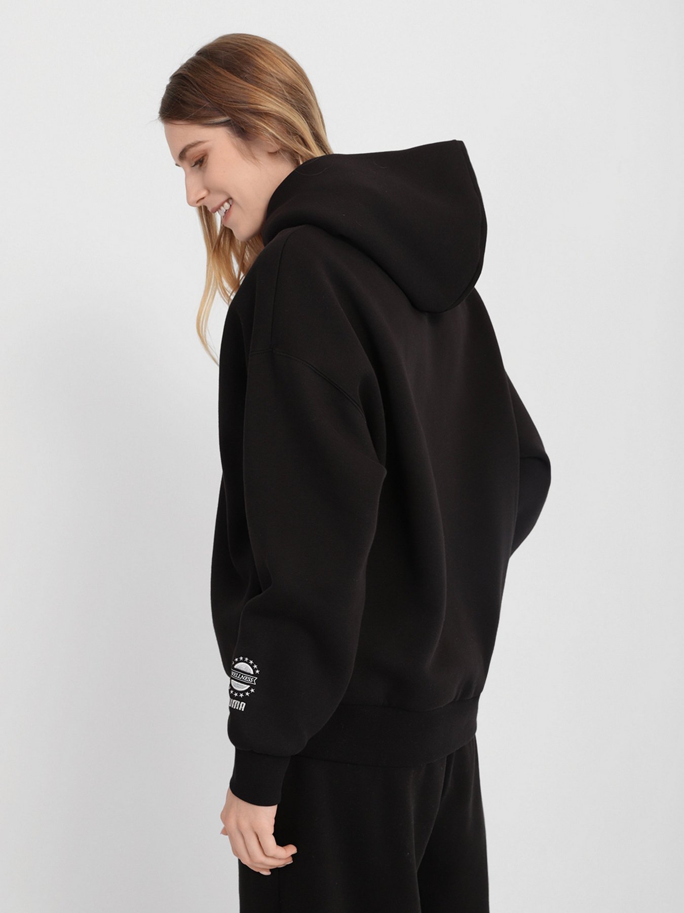 Худи PUMA WELLNESS CLUB модель 53432001 Фото