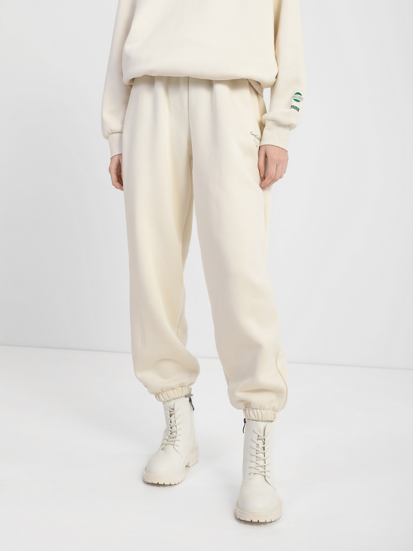 Штаны спортивные PUMA WELLNESS CLUB модель 53433073 Фото