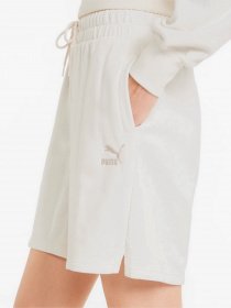 Повсякденні шорти PUMA Classics модель 53351499 Фото