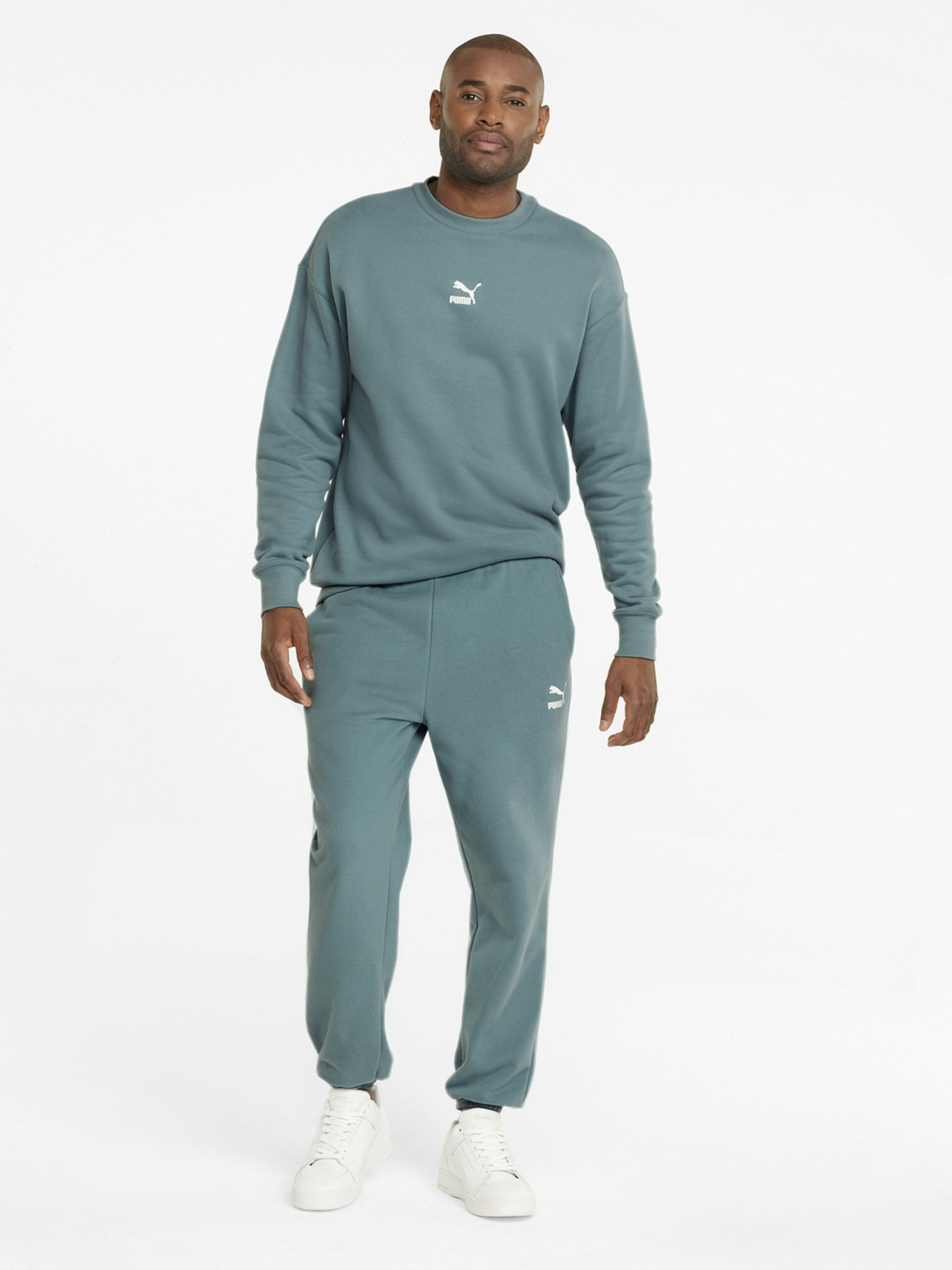 Штаны спортивные PUMA Classics Relaxed модель 53505850 Фото