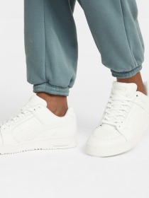 Спортивні штани PUMA Classics Relaxed модель 53505850 Спортивні штани PUMA Classics Relaxed модель 53505850 Фото