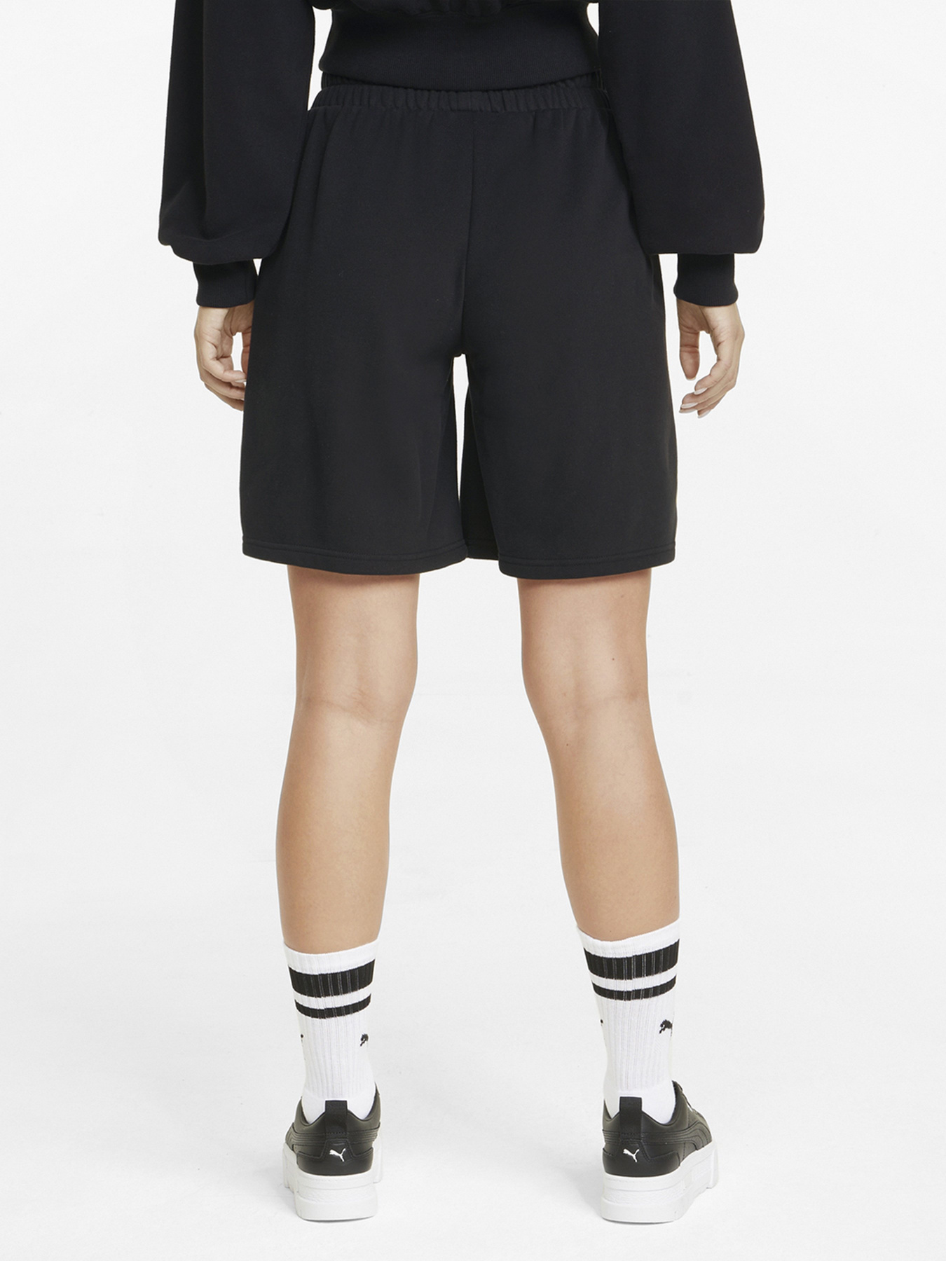 Шорты PUMA Classics модель 53351401 Фото