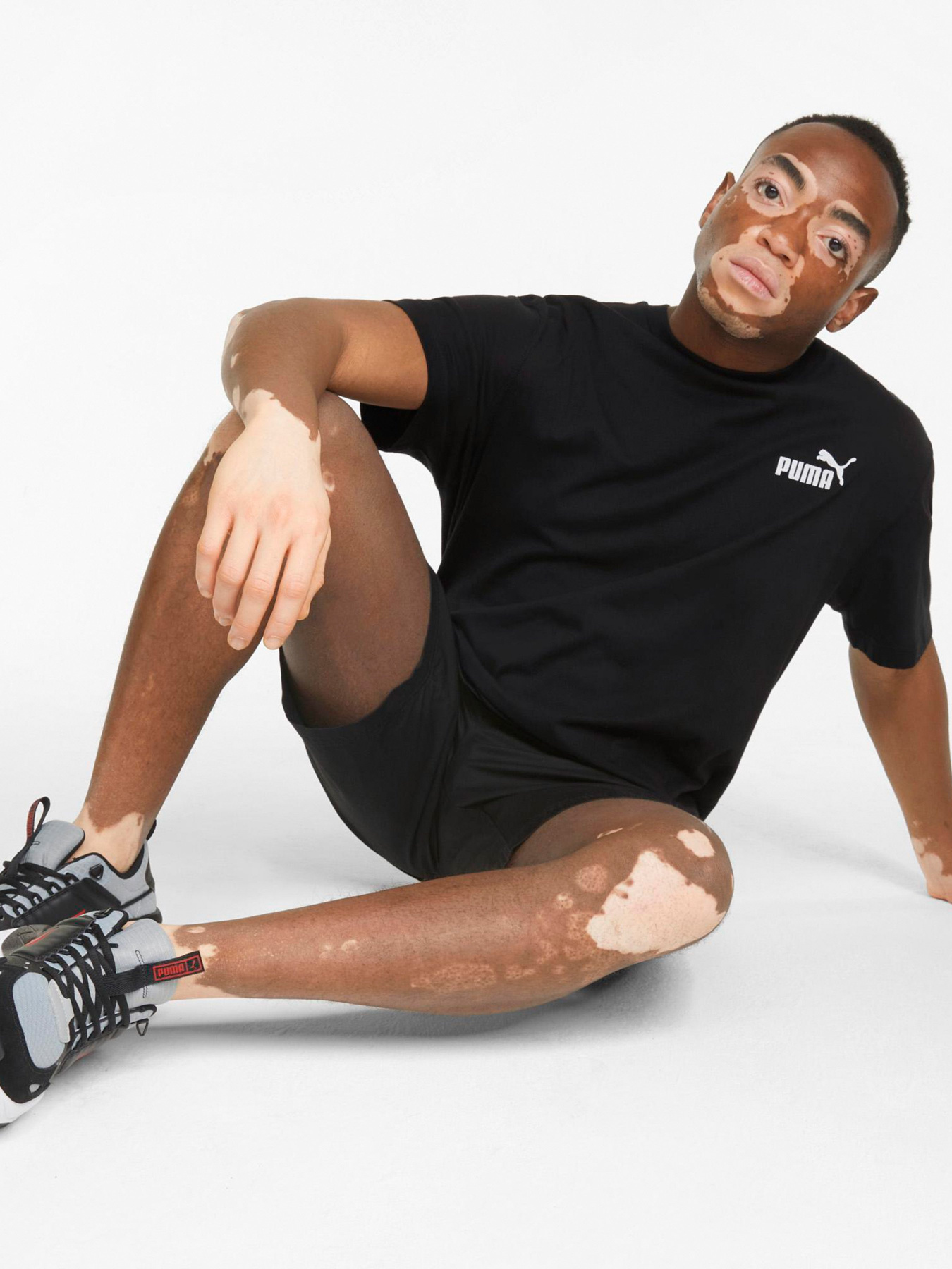 Футболка PUMA Ess Small Logo модель 84741401 Фото