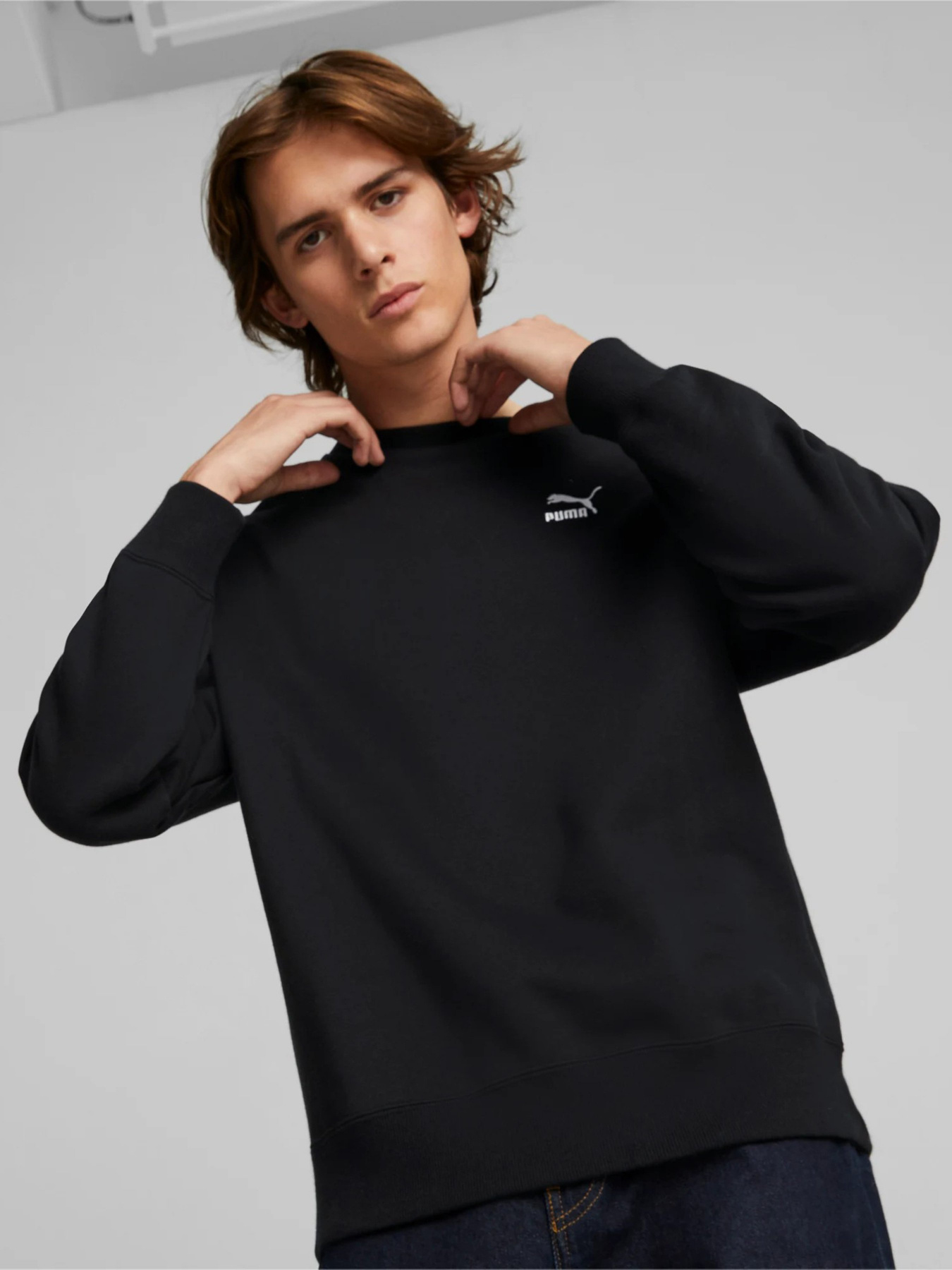 Світшот PUMA Classics Relaxed Crew модель 53674601 Фото