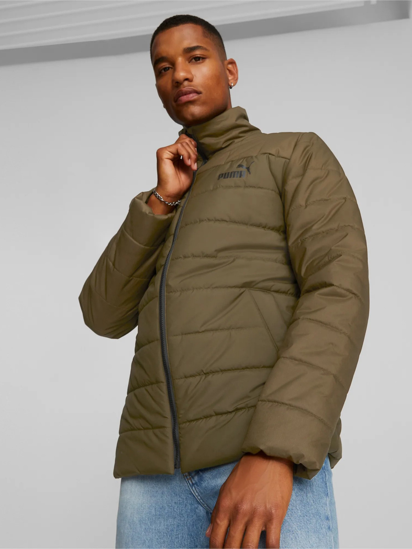 Демисезонная куртка PUMA Essentials+ модель 84934962 Демисезонная куртка PUMA Essentials+ модель 84934962 Фото