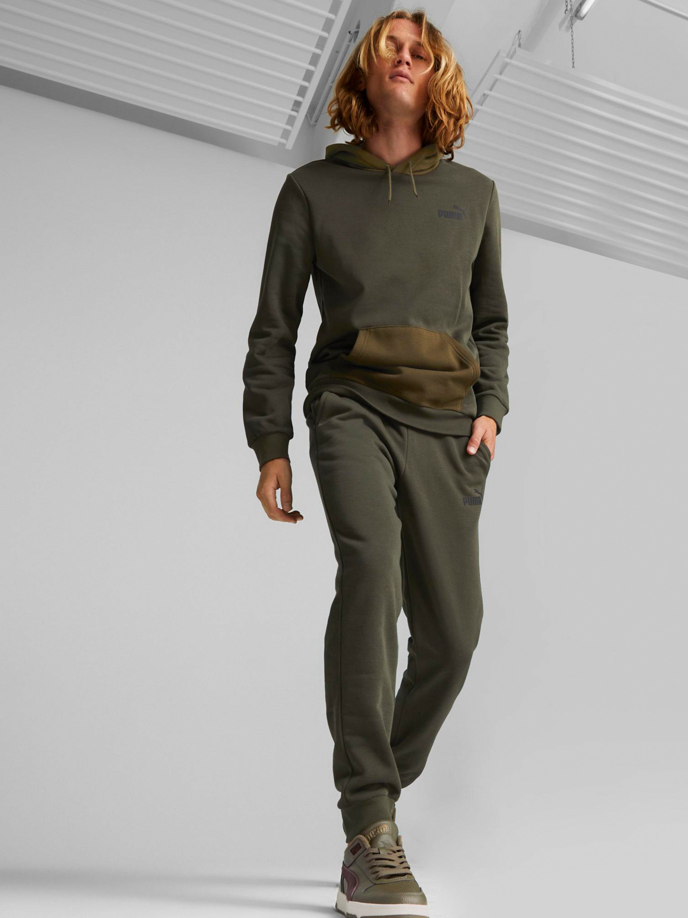 Спортивный костюм PUMA Hooded Tracksuit модель 67003470 Фото