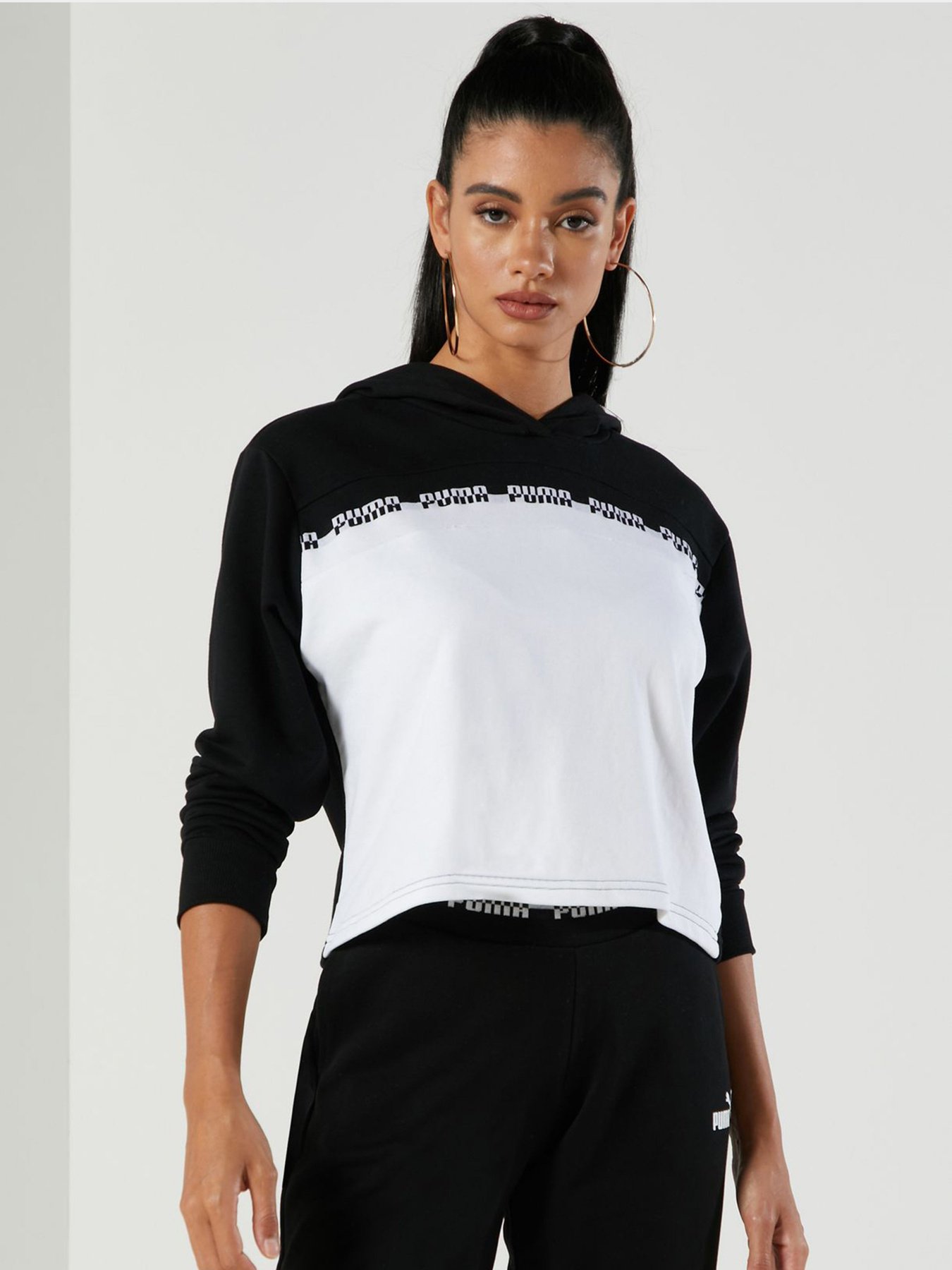 Худи PUMA AMPLIFIED CROPPED модель 58590901 Фото