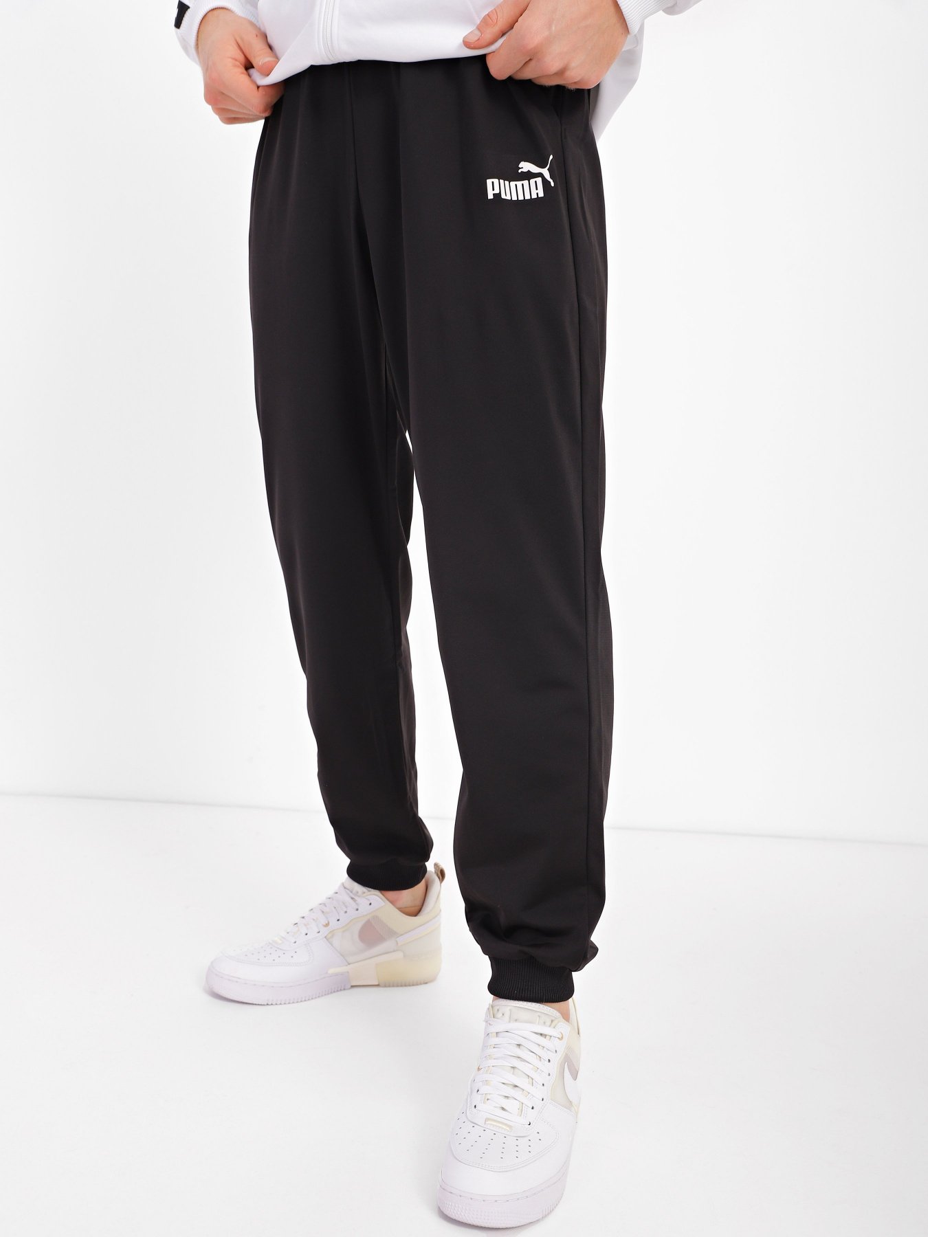 Спортивний костюм PUMA TAPE POLY модель 84742002 Спортивний костюм PUMA TAPE POLY модель 84742002 Фото