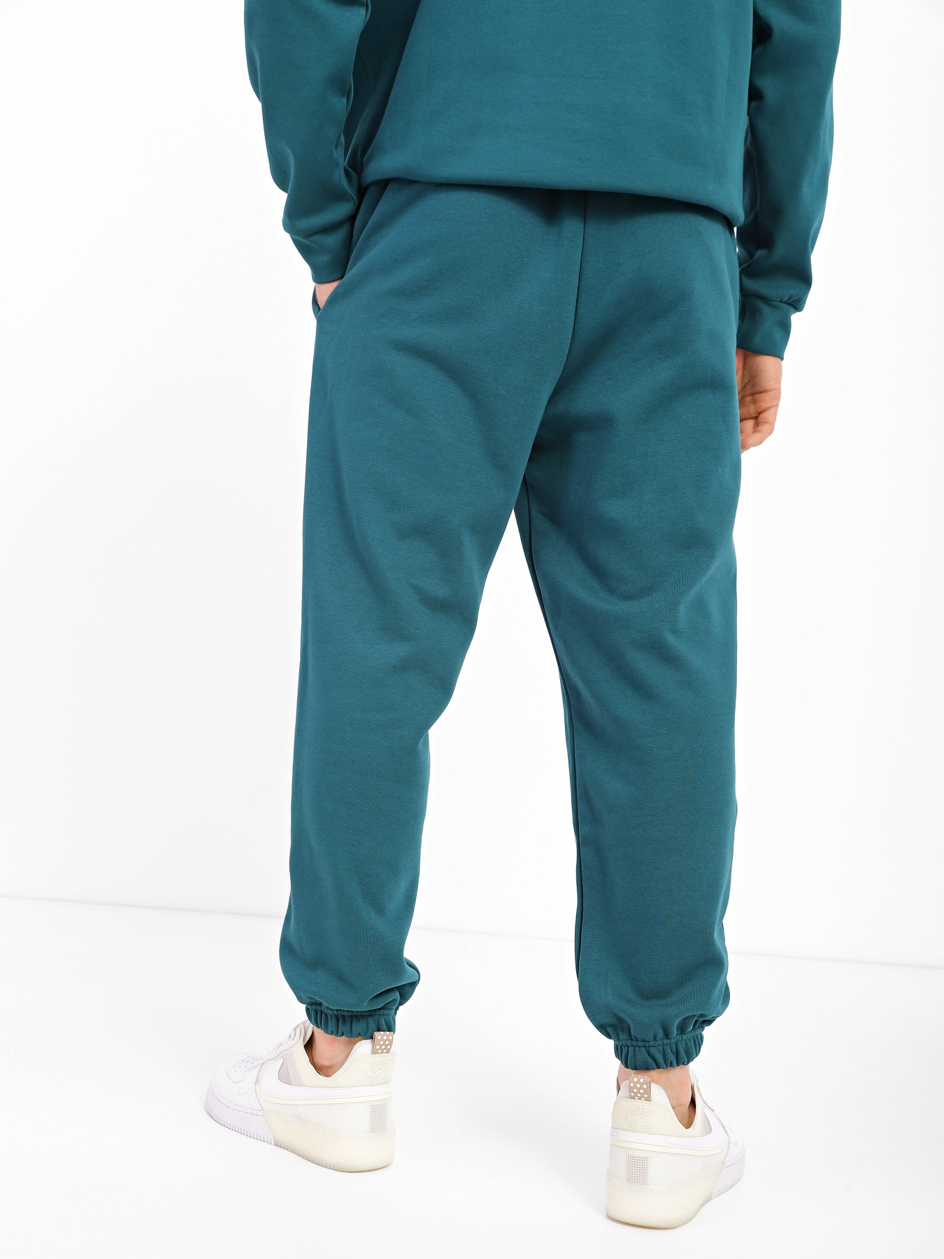 Спортивні штани PUMA Classics Small Logo модель 53559724 Спортивні штани PUMA Classics Small Logo модель 53559724 Фото